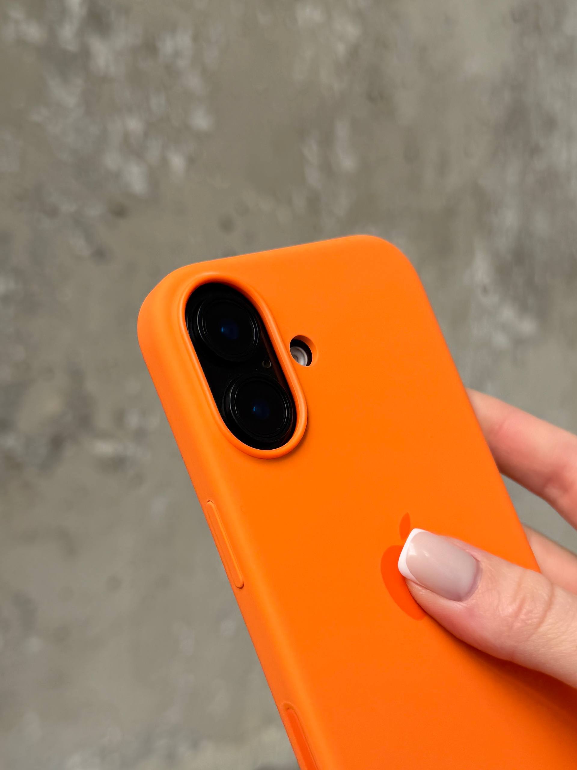 Чехол Silicone case с Magsafe на iPhone 17 Orange (08)
