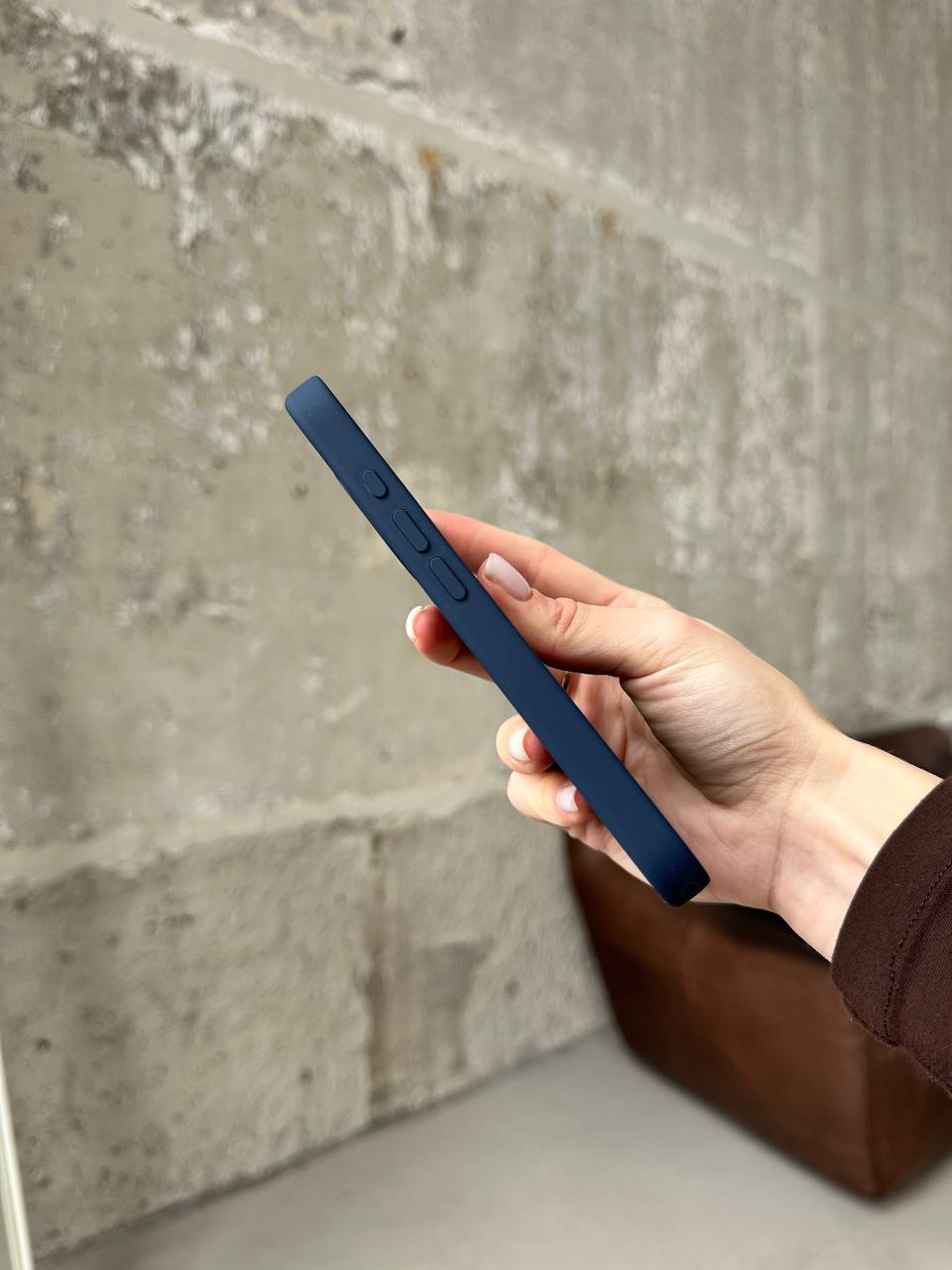 Чехол Silicone case с Magsafe на iPhone 17 Midnight (06)