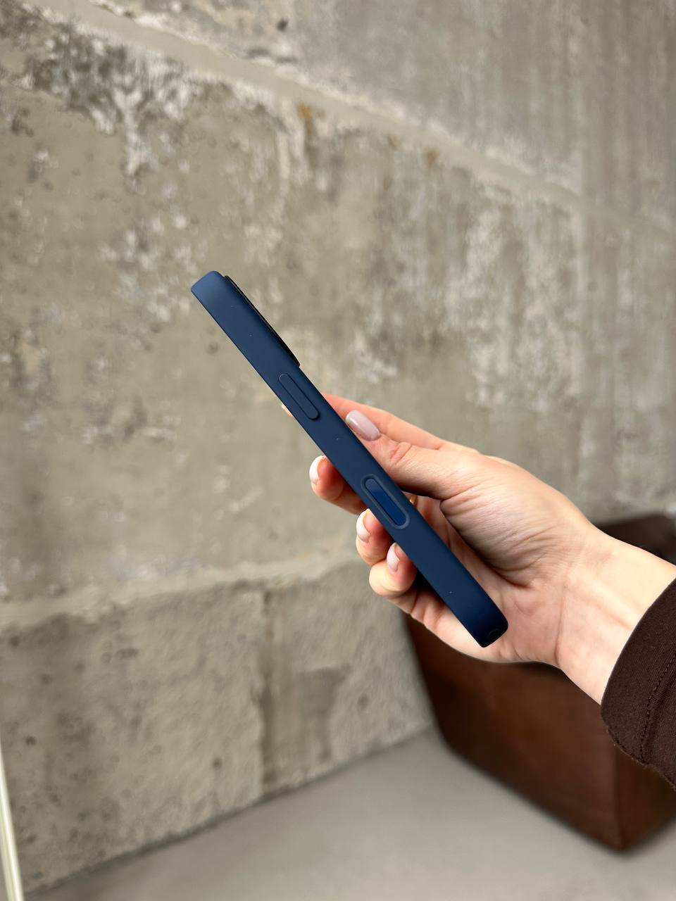 Чехол Silicone case с Magsafe на iPhone 17 Midnight (06)