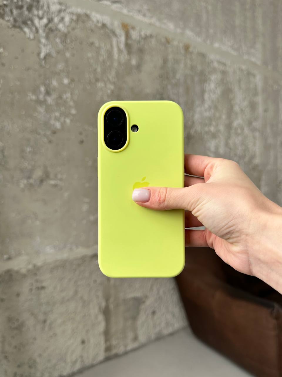 Чохол Silicone case з Magsafe на iPhone 17 Neon Yellow (03)
