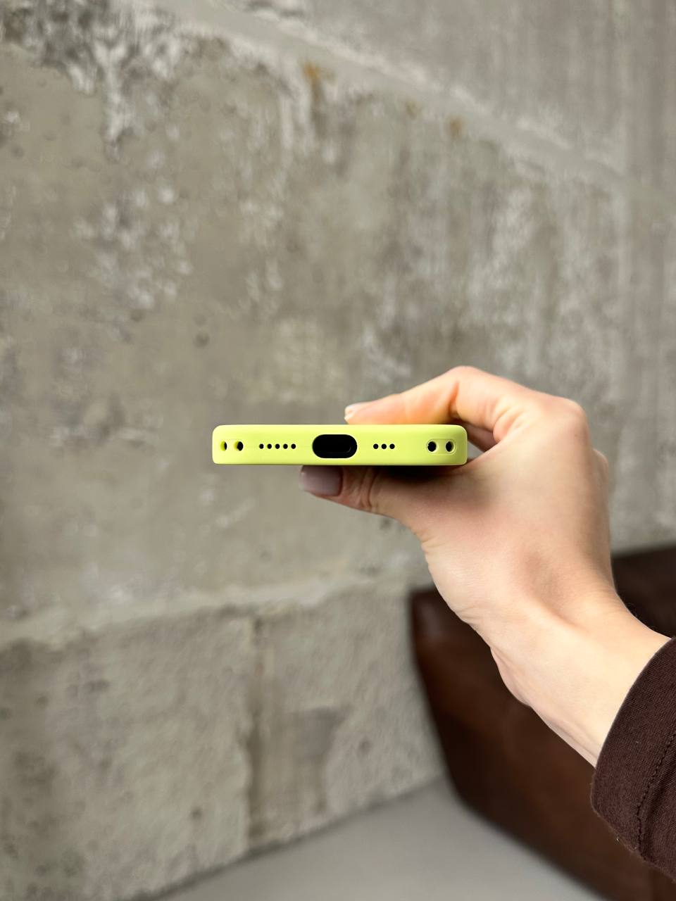 Чохол Silicone case з Magsafe на iPhone 17 Neon Yellow (03)