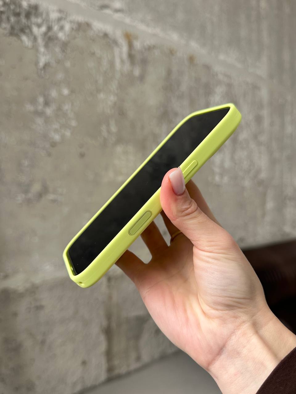 Чохол Silicone case з Magsafe на iPhone 17 Neon Yellow (03)