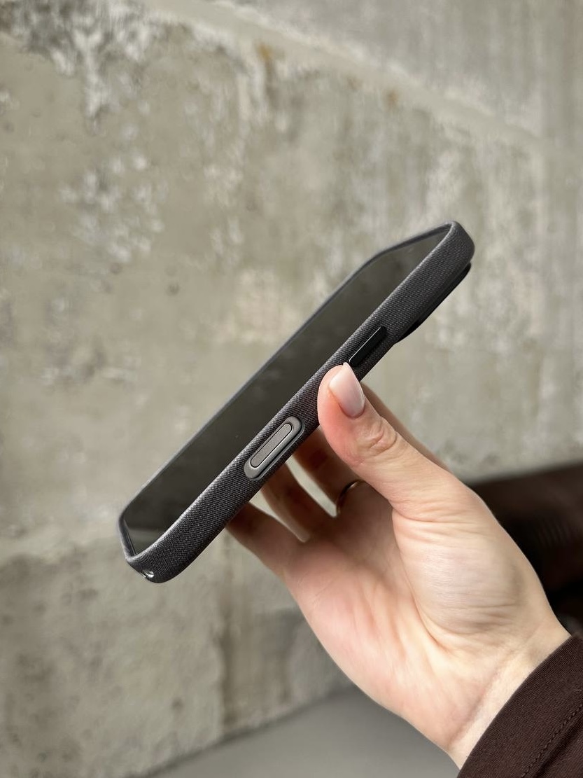 Чехол TechWoven с MagSafe для iPhone 17 Pro Max Black