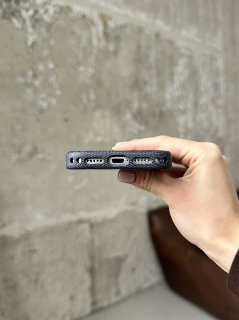 Чохол TechWoven з MagSafe для iPhone 17 Pro Blue