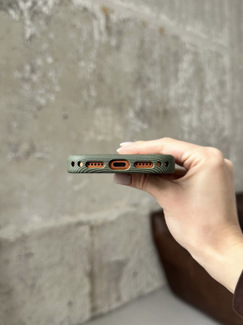 Чехол TechWoven с MagSafe для iPhone 17 Pro Max Green