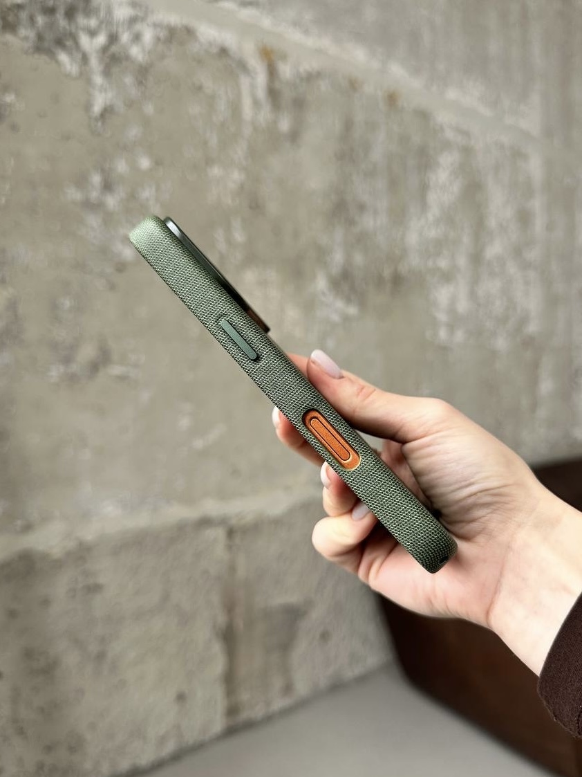 Чехол TechWoven с MagSafe для iPhone 17 Pro Max Green