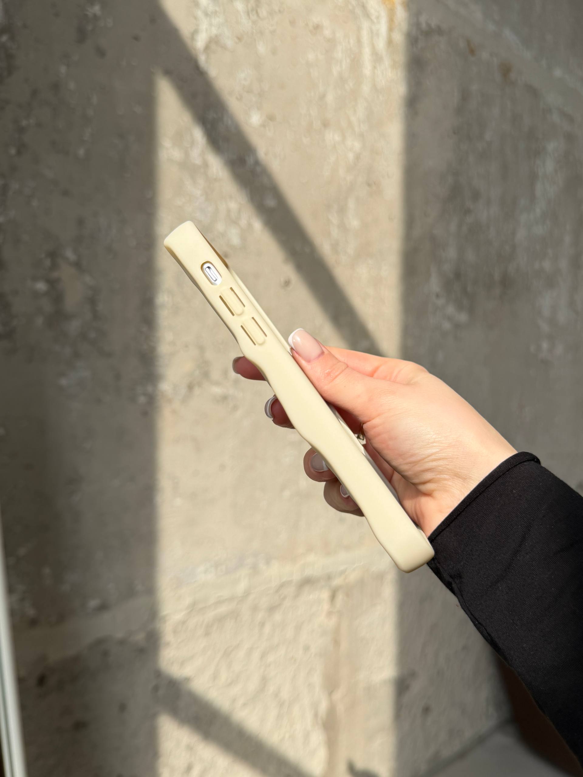 Чехол матовый волнистый Wave Case для iPhone 11 Beige (01)