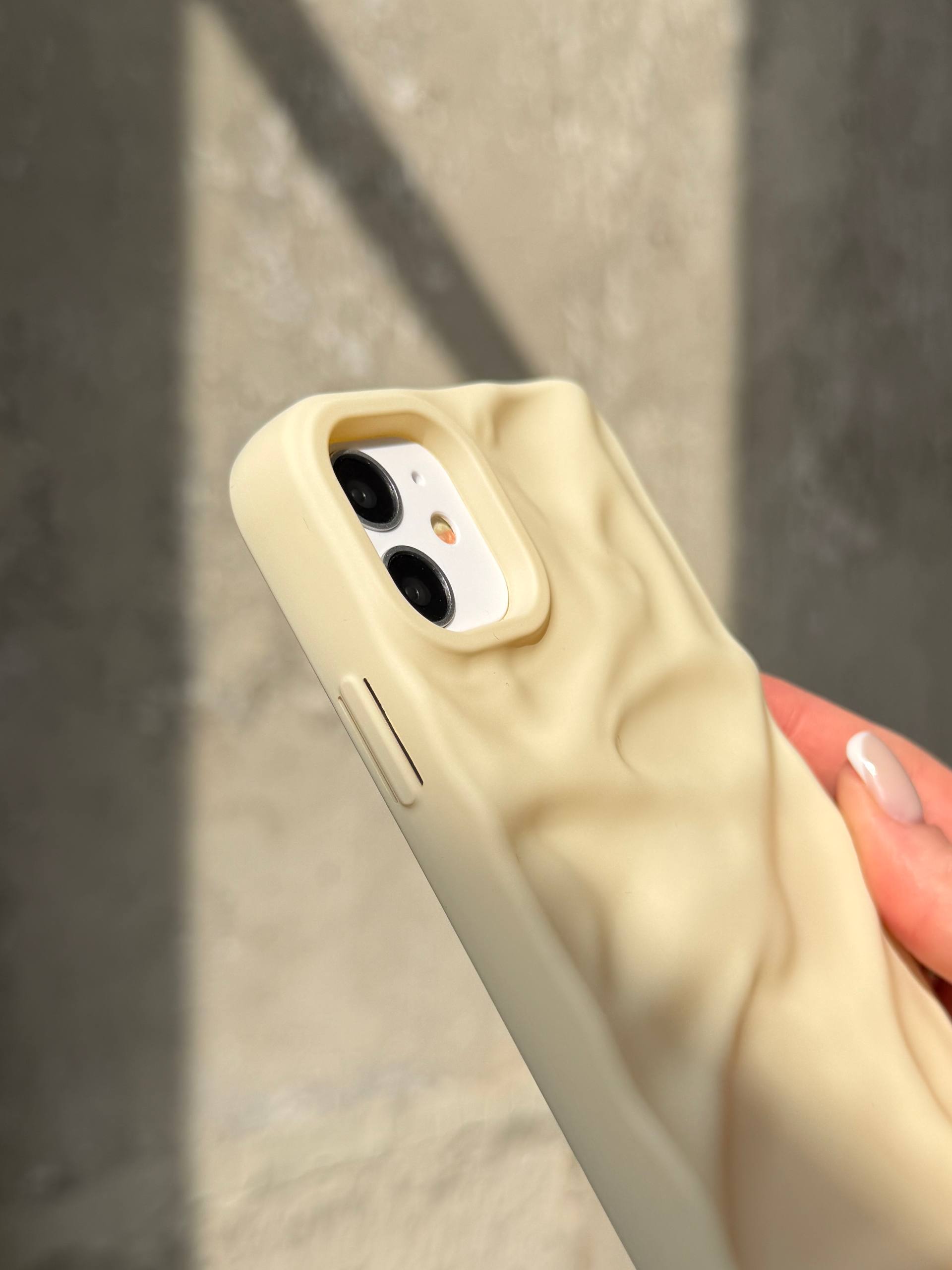 Чехол матовый волнистый Wave Case для iPhone 11 Beige (01)