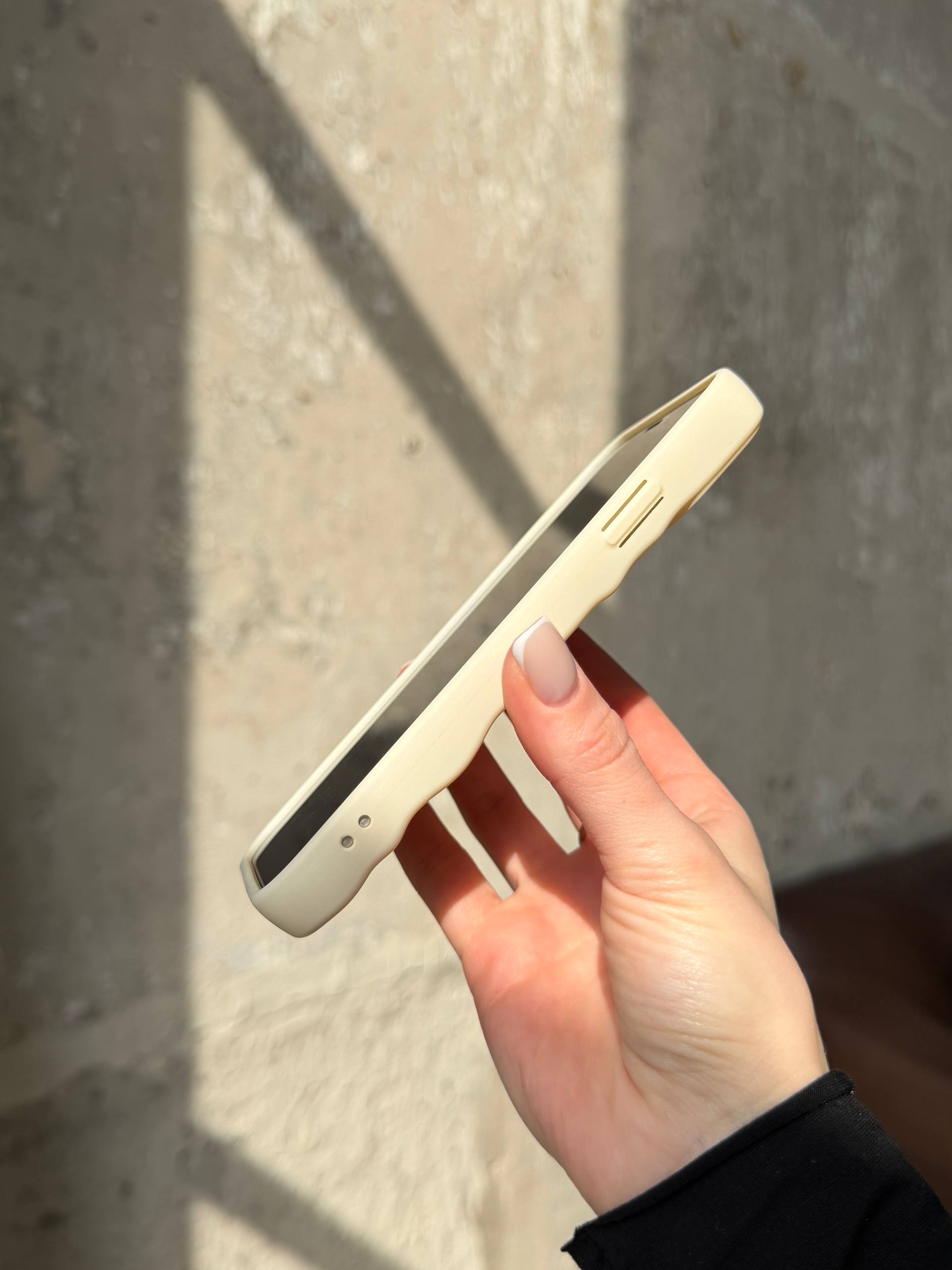 Чехол матовый волнистый Wave Case для iPhone 11 Beige (01)