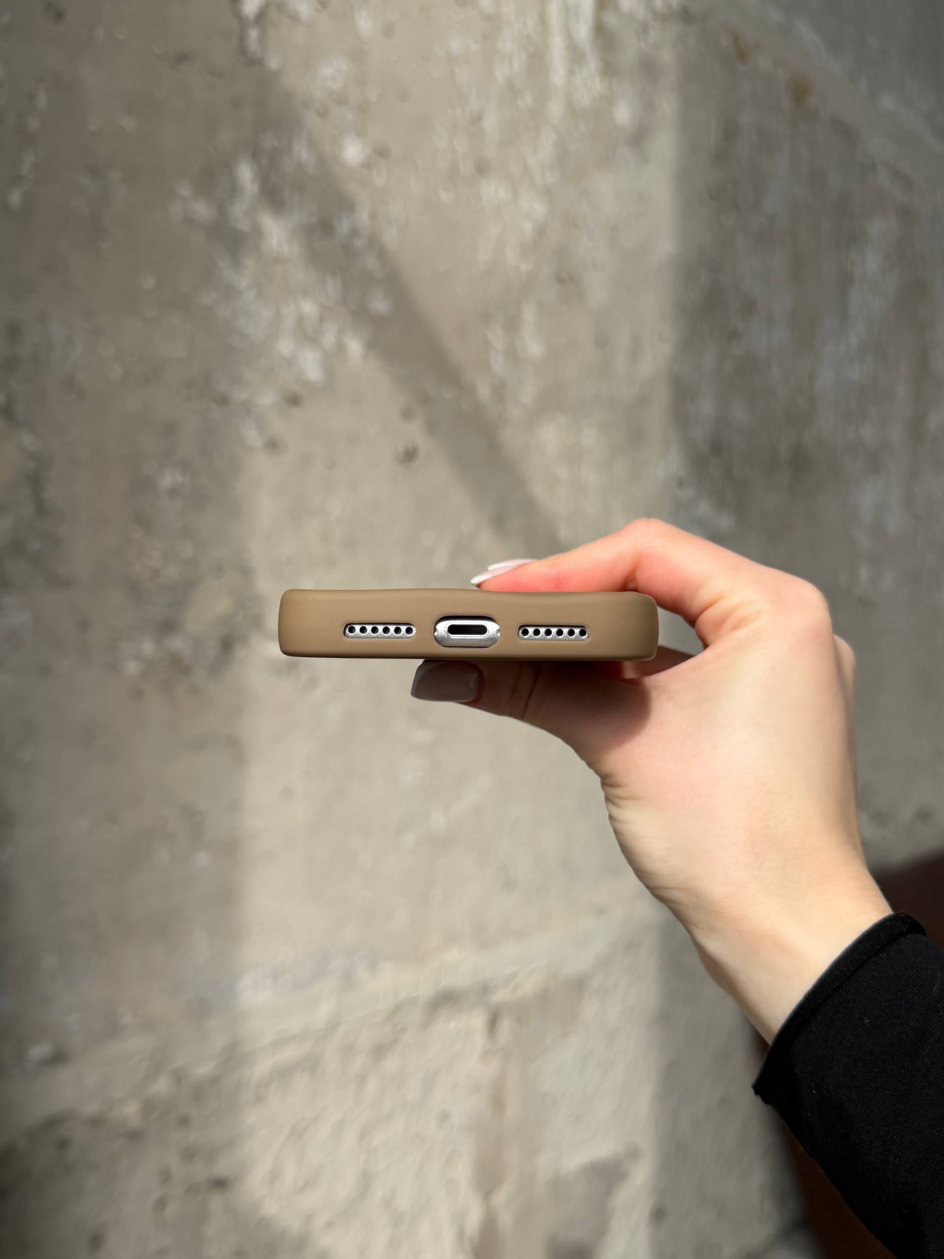 Чехол матовый волнистый Wave Case для iPhone 11 Milk Chocolate (05)