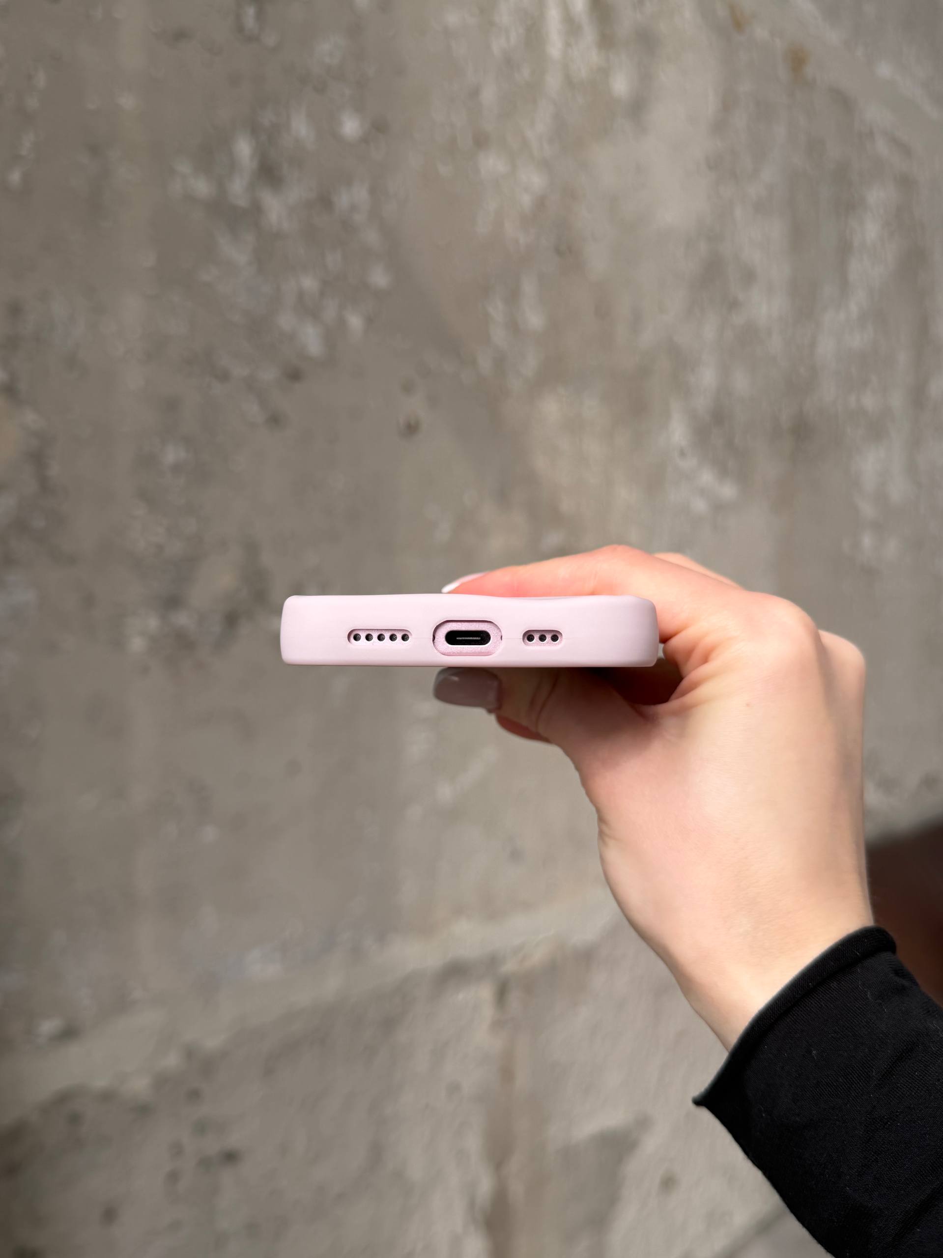 Чехол матовый волнистый Wave Case для iPhone 16 Pro Chalk Pink (04)