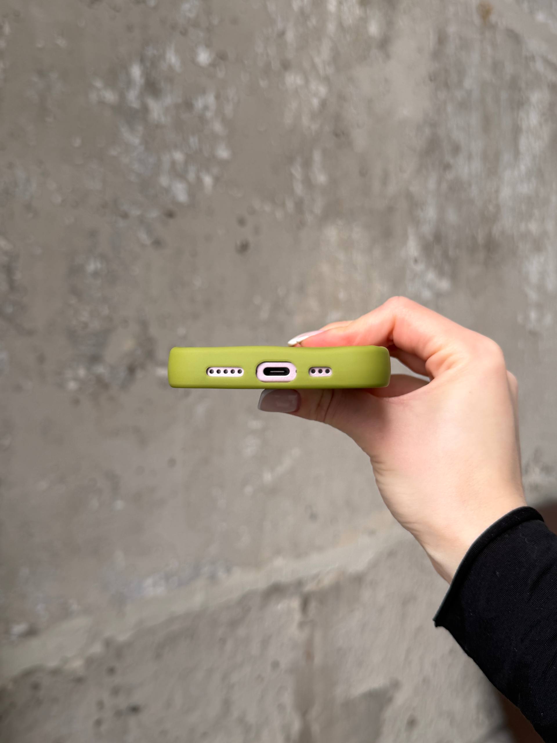 Чехол матовый волнистый Wave Case для iPhone 15 Pro Green (09)