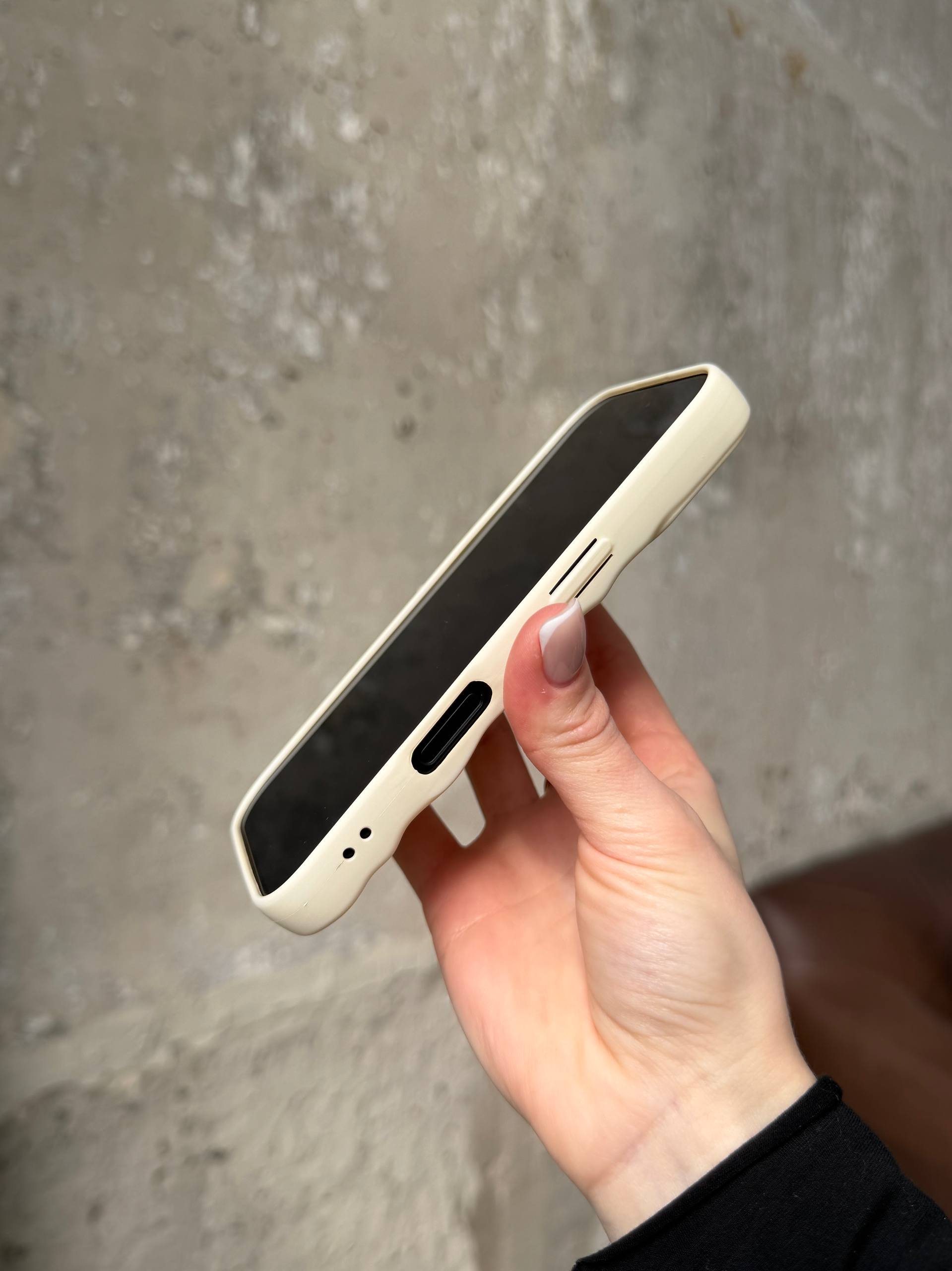 Чехол матовый волнистый Wave Case для iPhone 17 Beige (01)