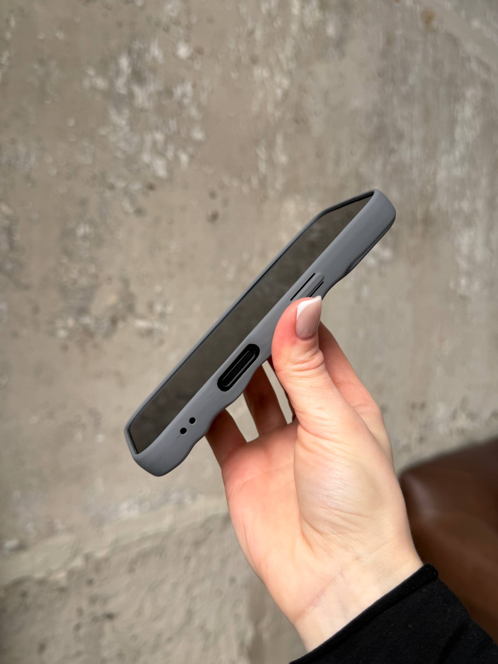 Чехол матовый волнистый Wave Case для iPhone 17 Grey (02)