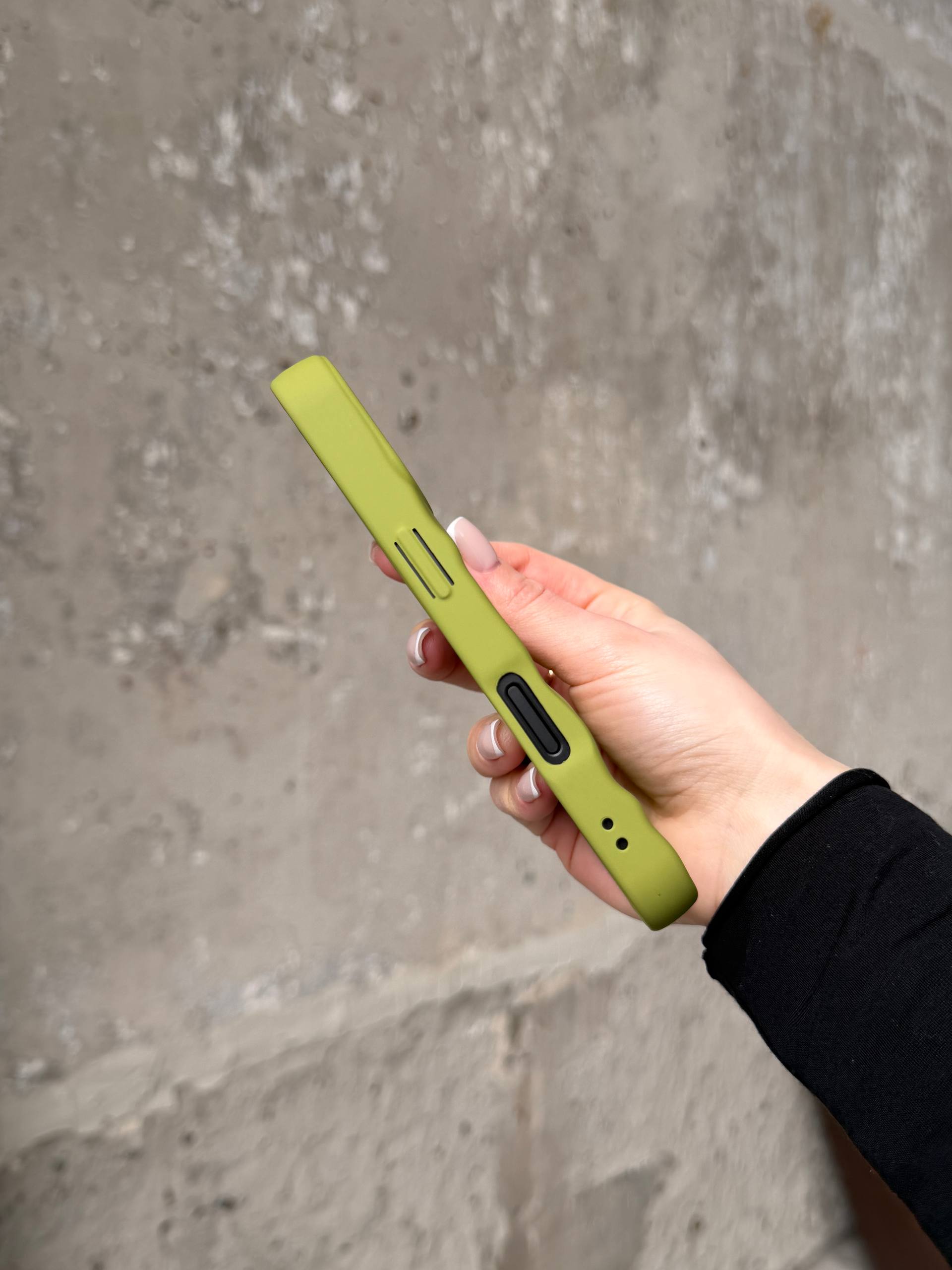 Чехол матовый волнистый Wave Case для iPhone 17 Green (09)