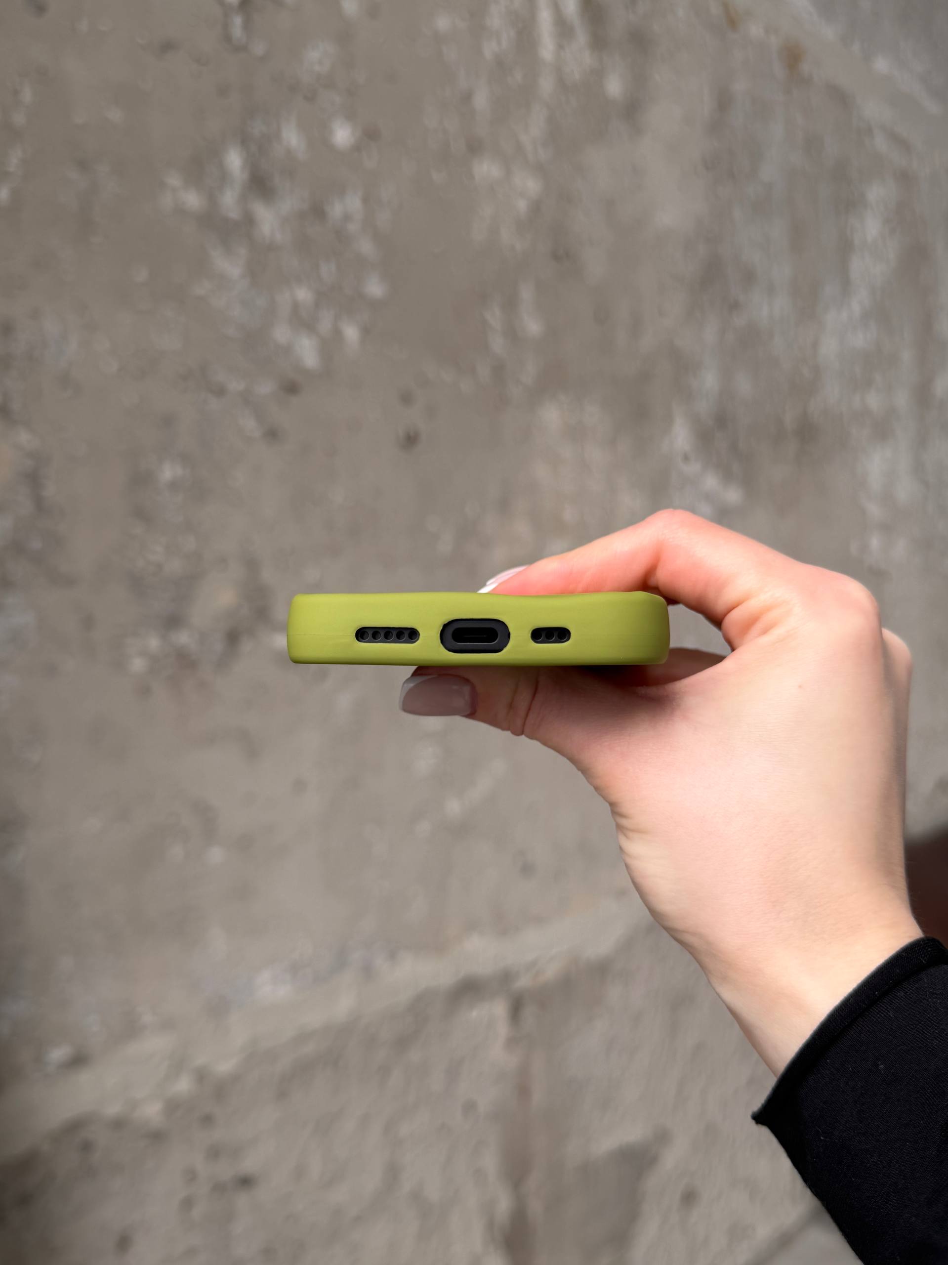 Чехол матовый волнистый Wave Case для iPhone 17 Green (09)