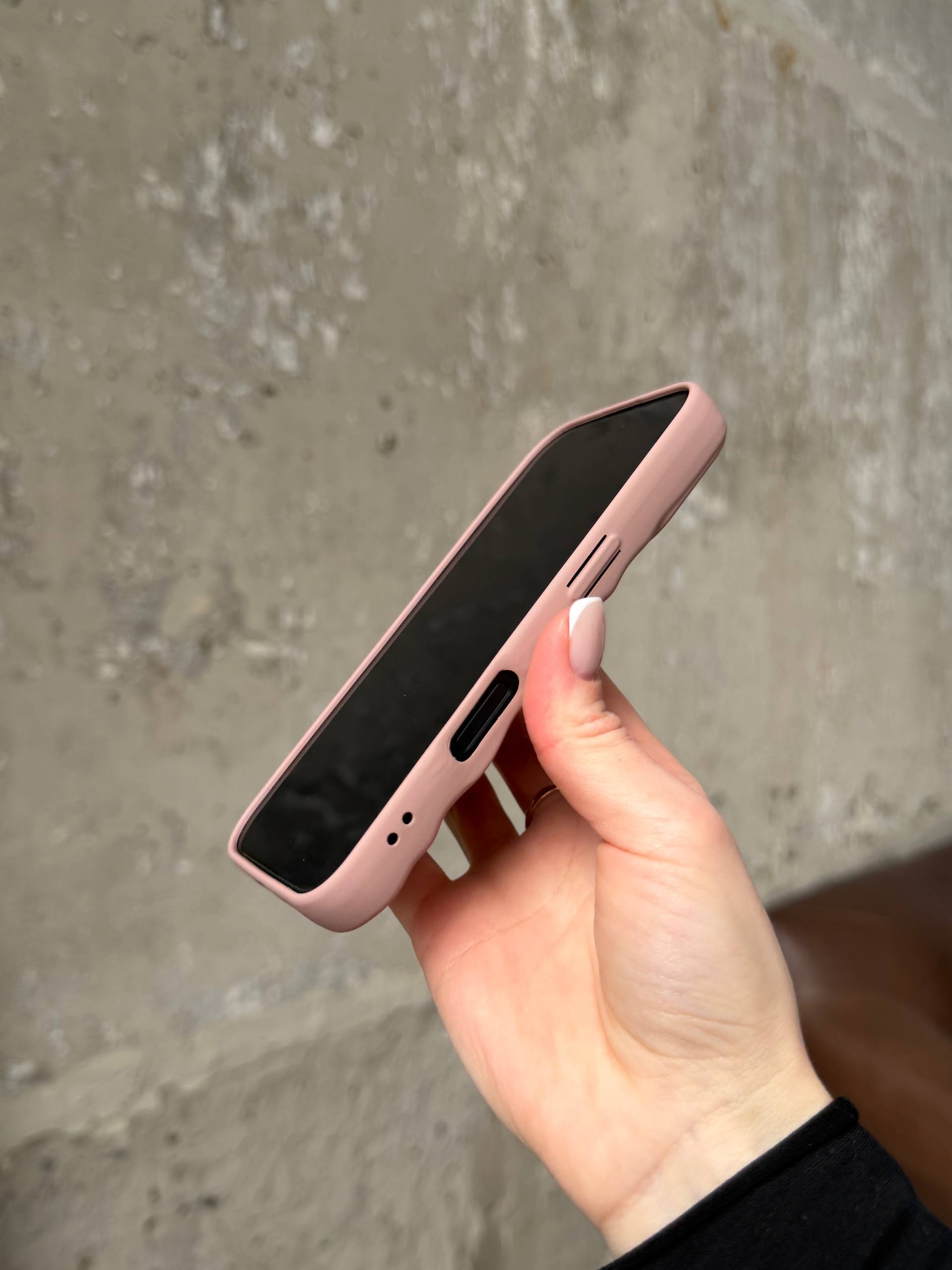 Чехол матовый волнистый Wave Case на iPhone 17 Powder (06)