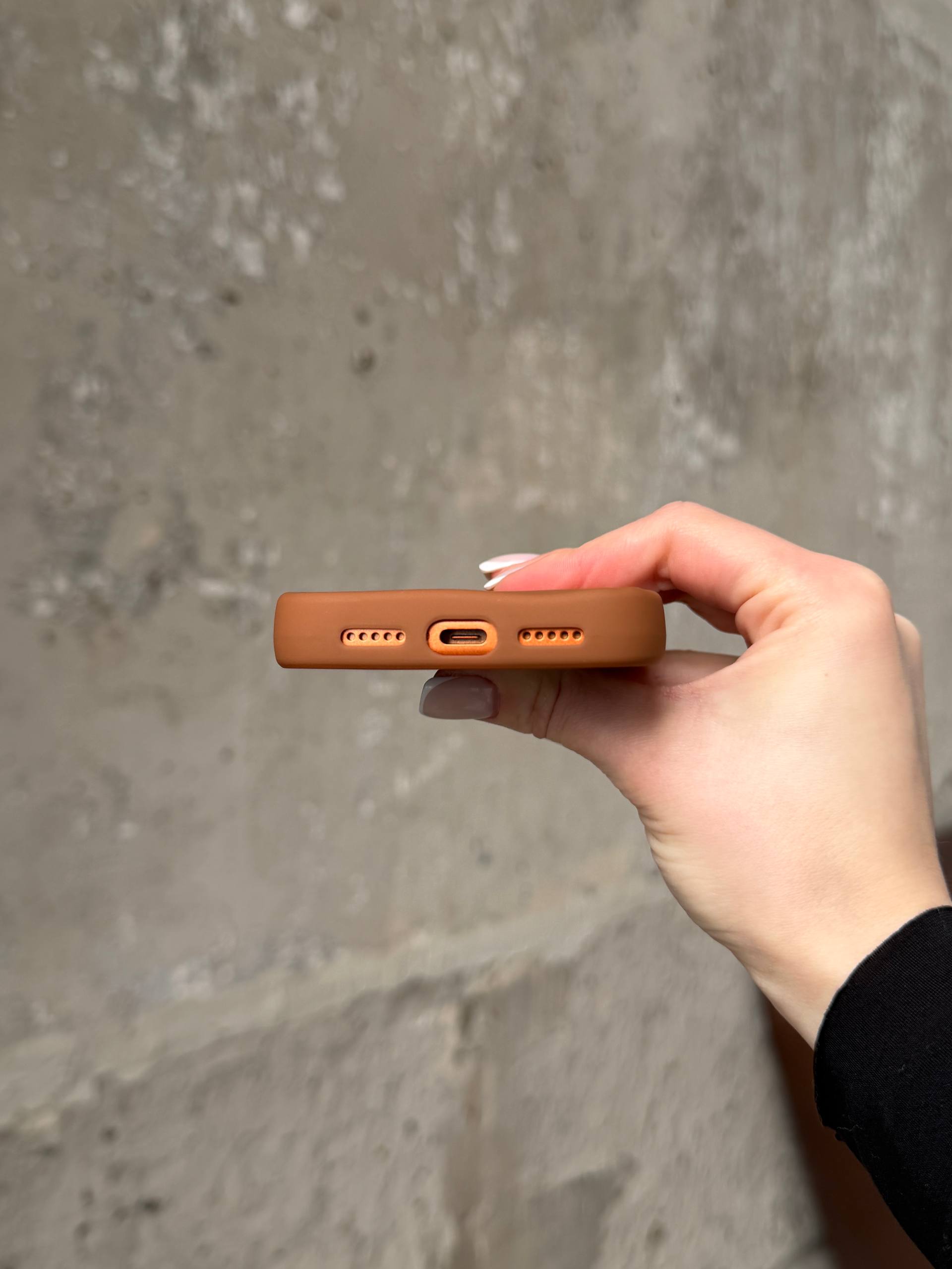 Чехол матовый волнистый Wave Case для iPhone 17 Pro Max Brown (03)