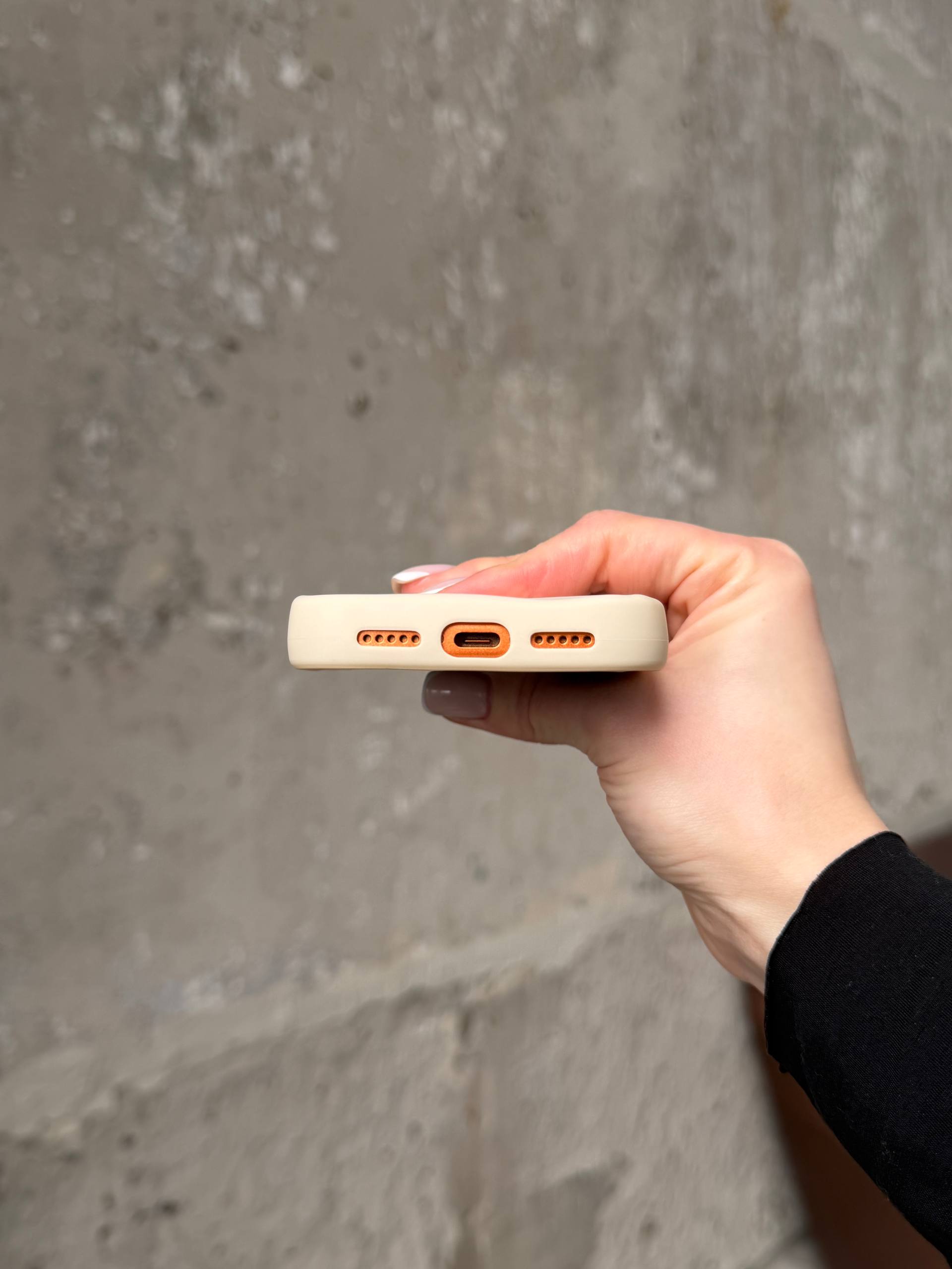 Чехол матовый волнистый Wave Case для iPhone 17 Pro Max Beige (01)