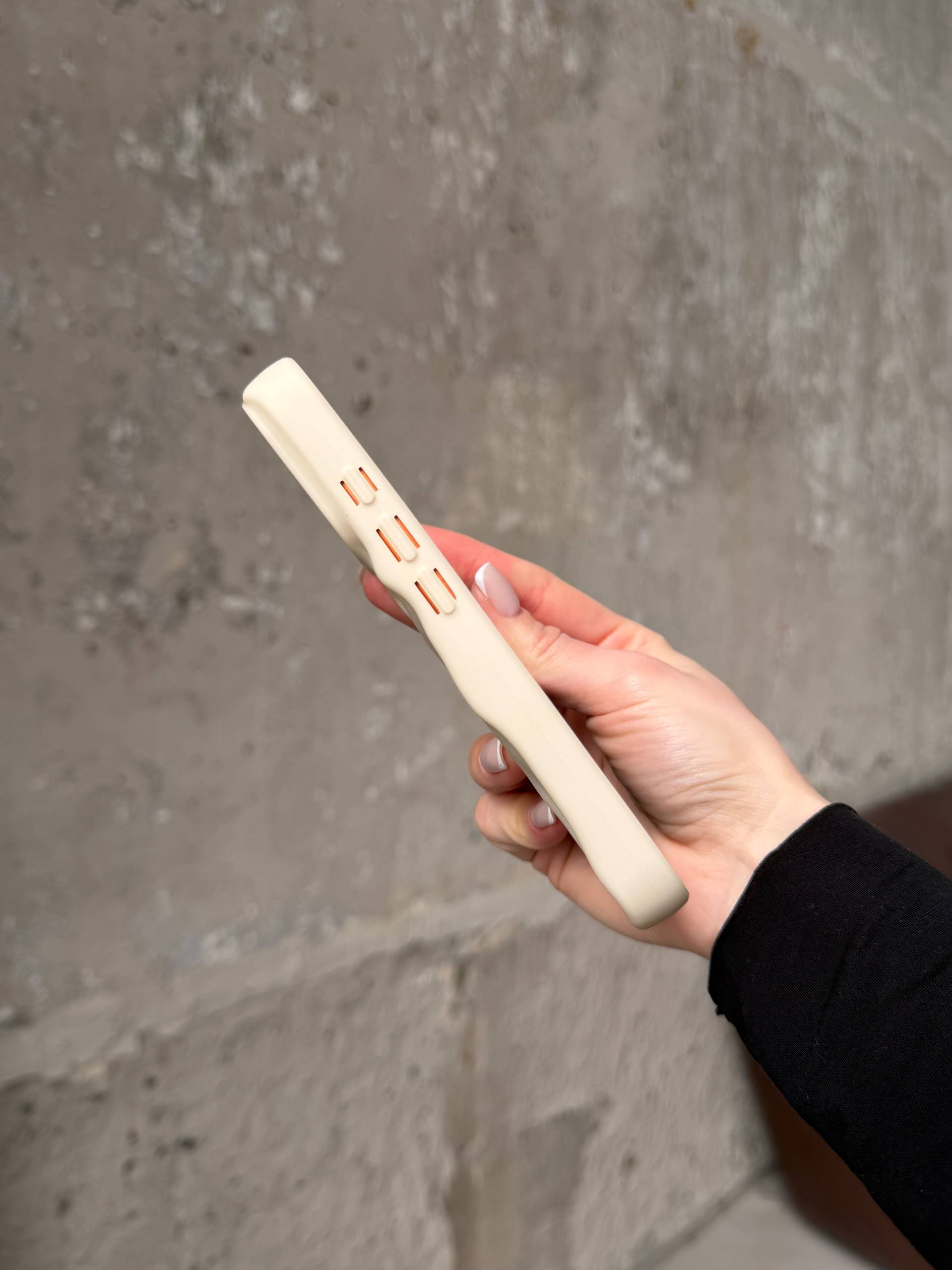 Чехол матовый волнистый Wave Case для iPhone 17 Pro Max Beige (01)