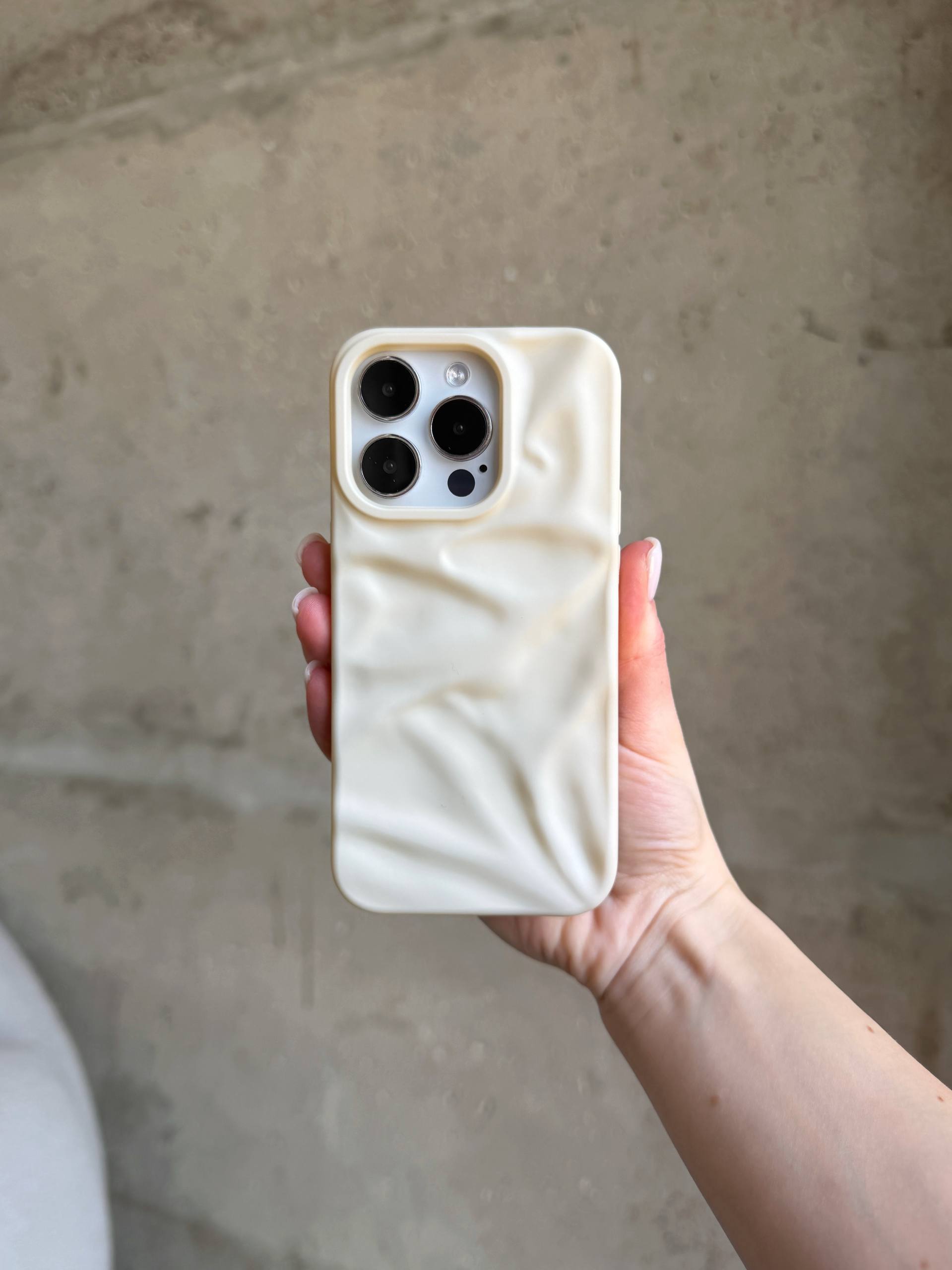 Чехол матовый волнистый Wave Case для iPhone 16 Pro Beige (01)