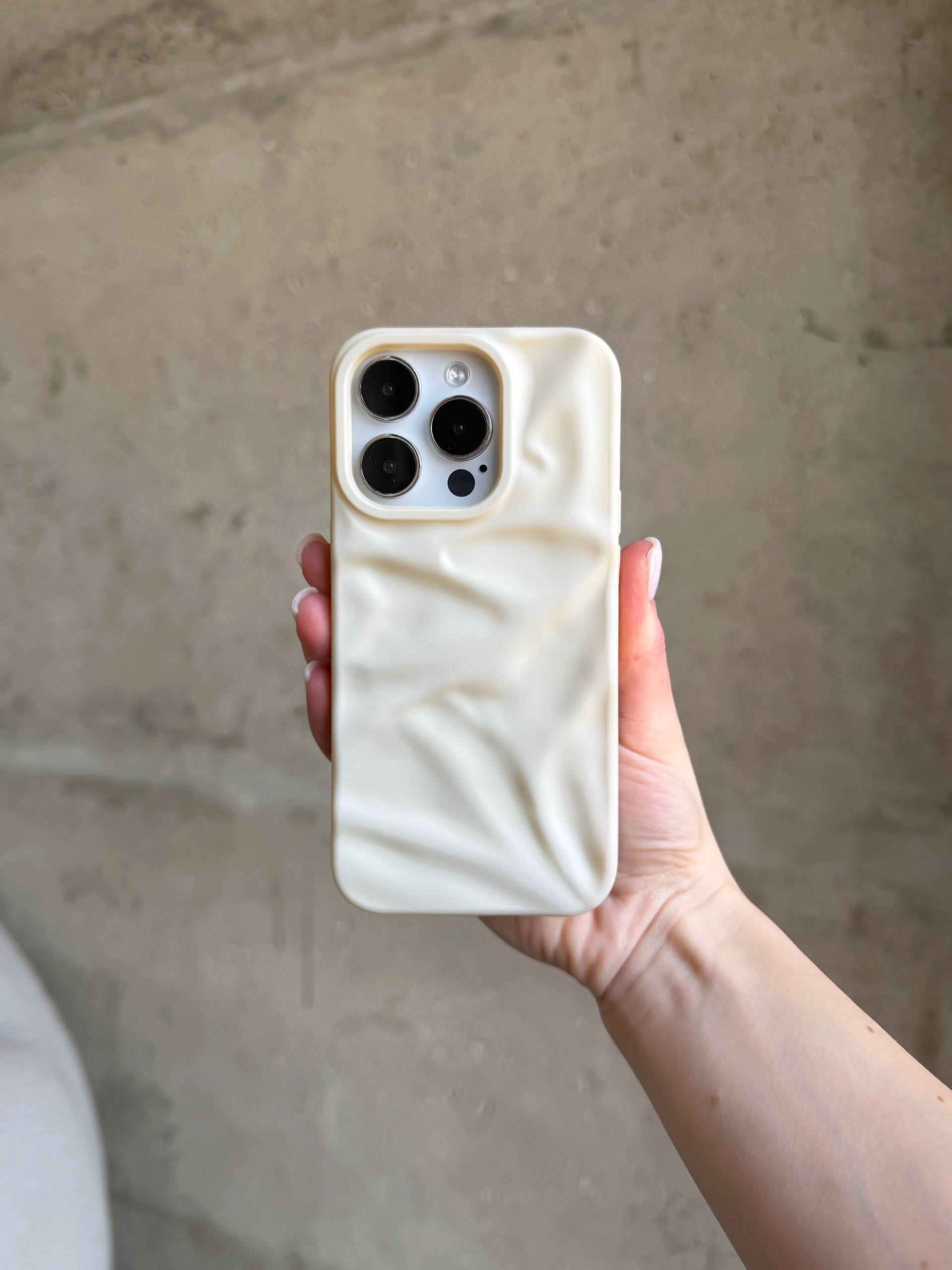 Чехол матовый волнистый Wave Case для iPhone 13 Pro Beige (01)