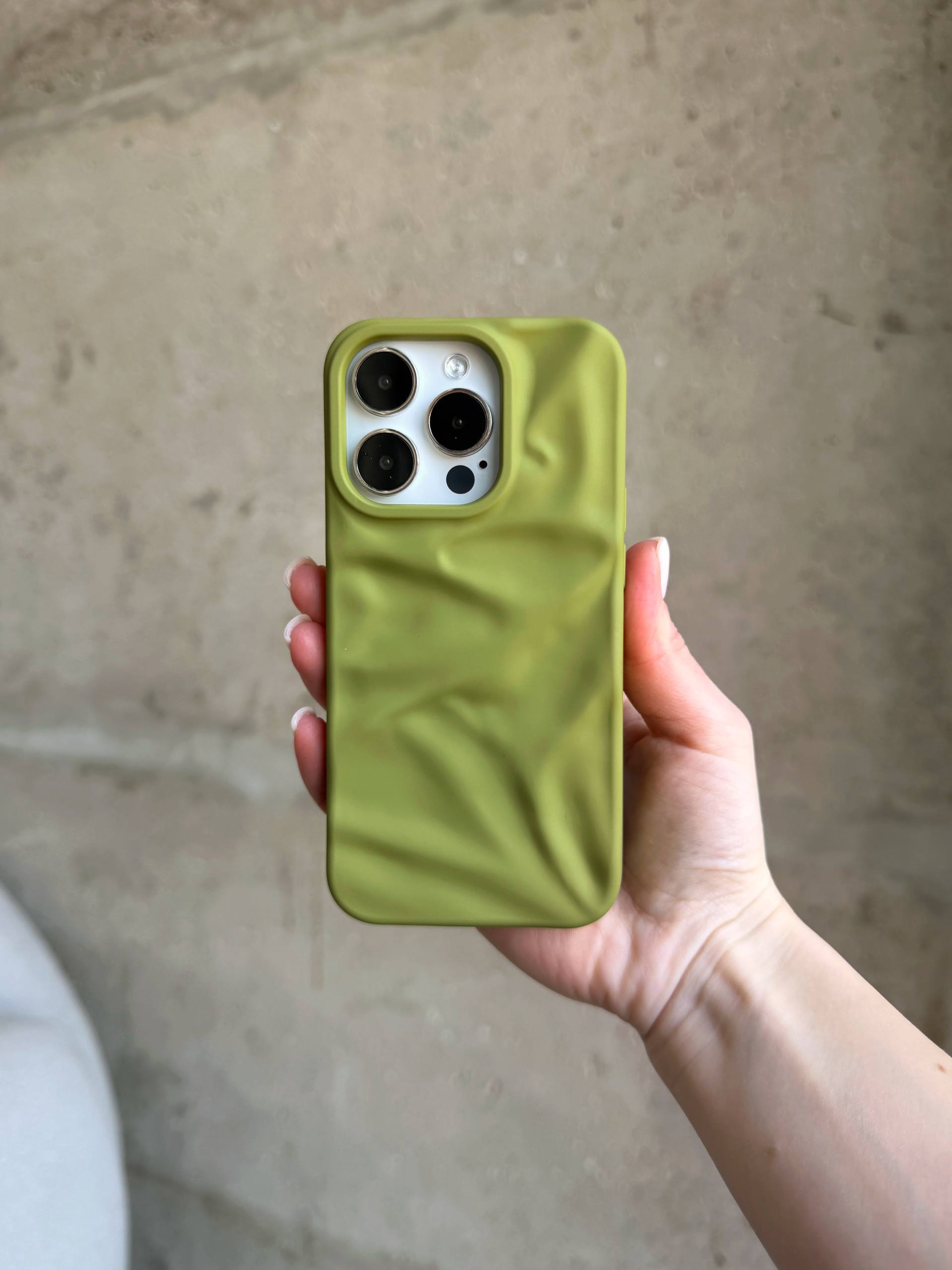 Чехол матовый волнистый Wave Case для iPhone 16 Pro Green (09)