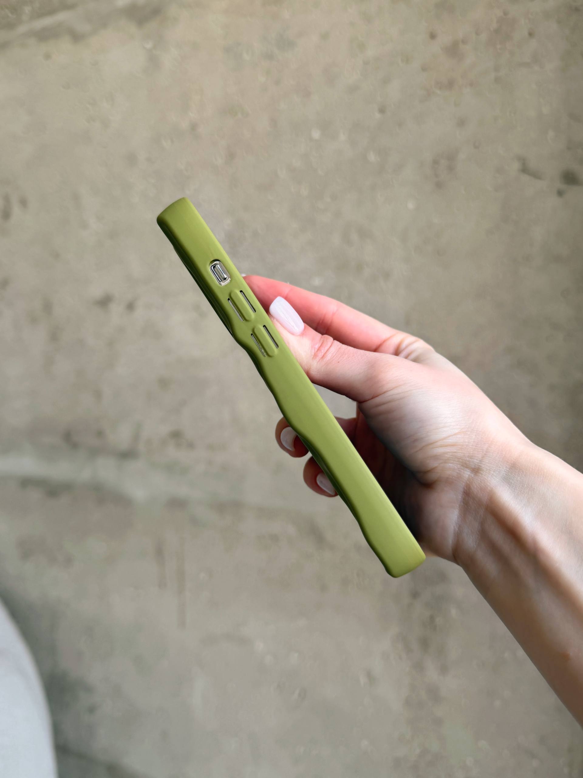 Чехол матовый волнистый Wave Case для iPhone 13 Pro Green (09)