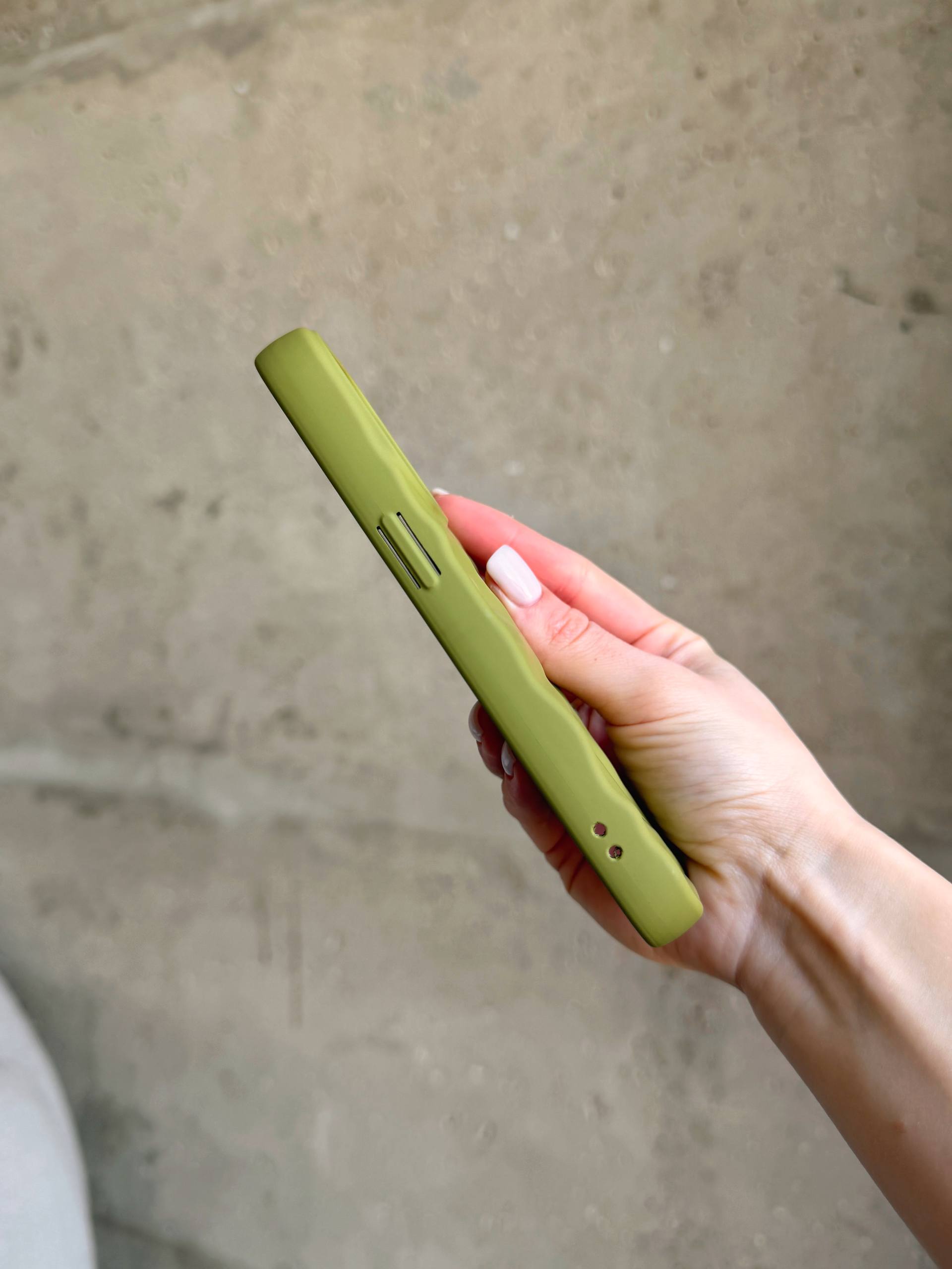 Чехол матовый волнистый Wave Case для iPhone 13 Pro Green (09)