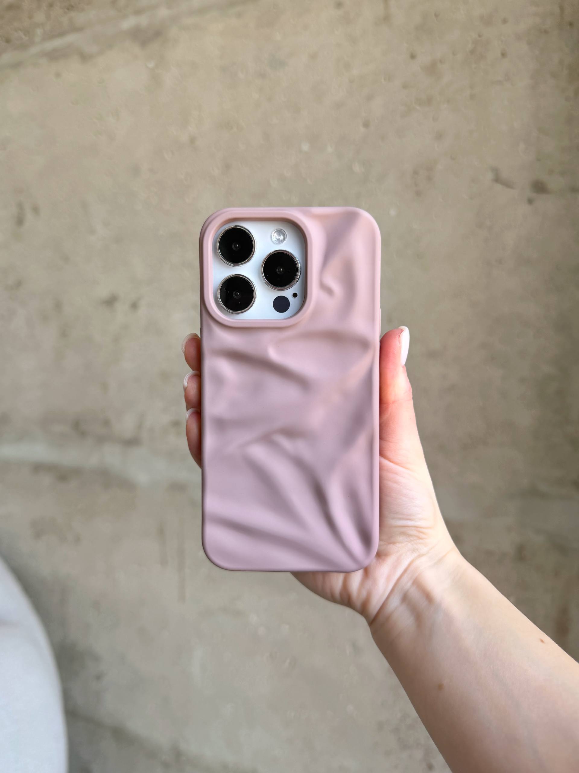 Чехол матовый волнистый Wave Case на iPhone 16 Pro Powder (06)