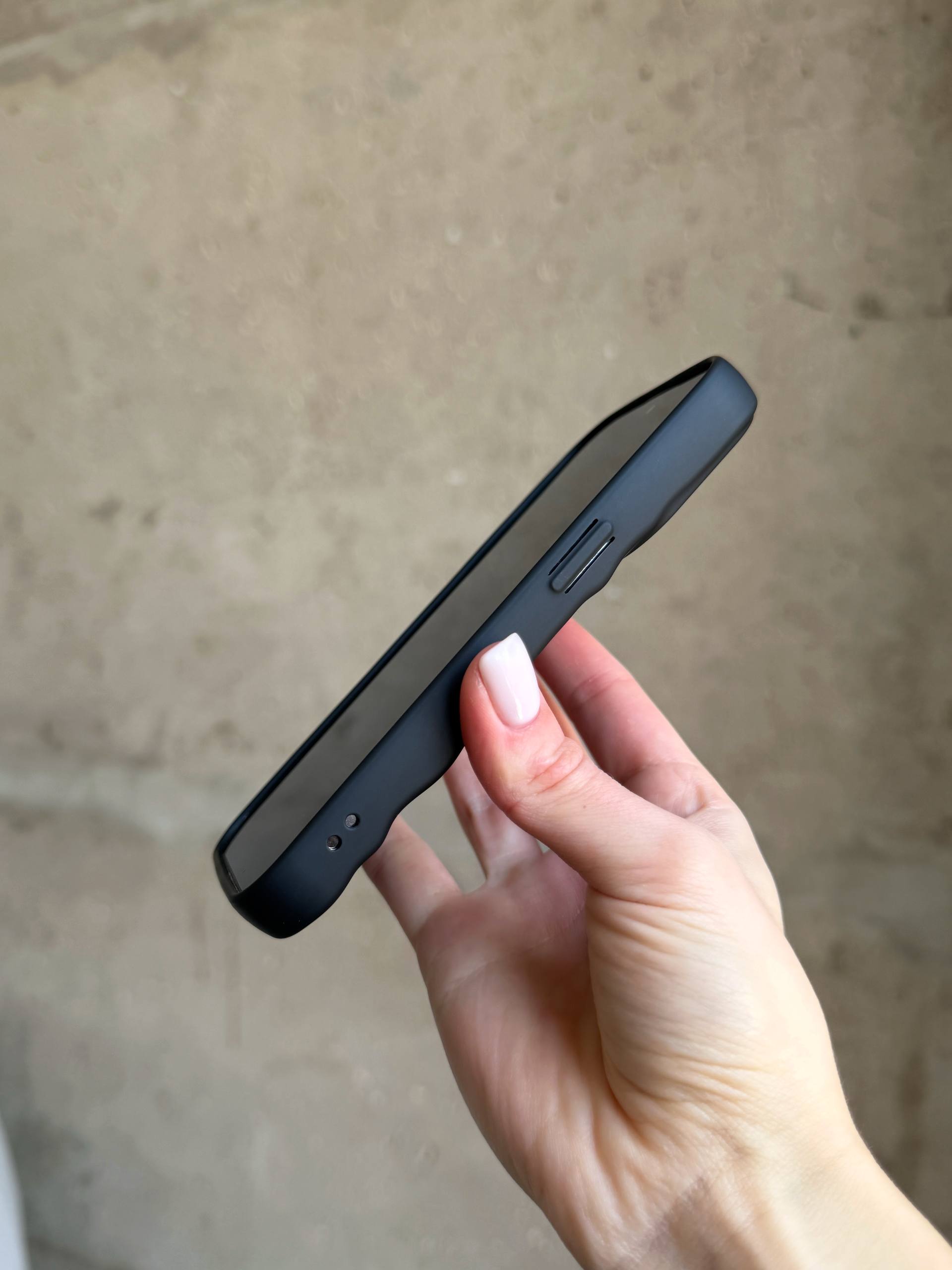 Чехол матовый волнистый Wave Case для iPhone 13 Pro Max Black (07)