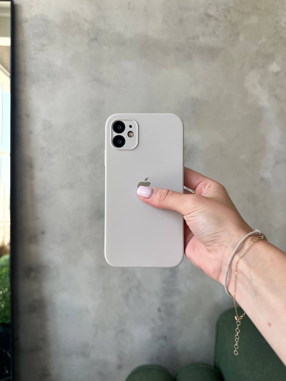 Чехол Silicone case с закрытой камерой для iPhone 11 Stone #09