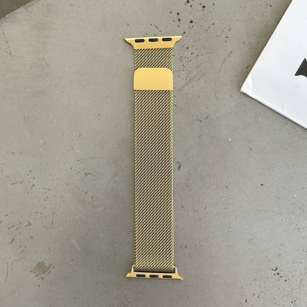 Ремінець Milanese Loop 42mm(окрім 10,11 серії)/44mm/45mm/46mm/49mm Gold