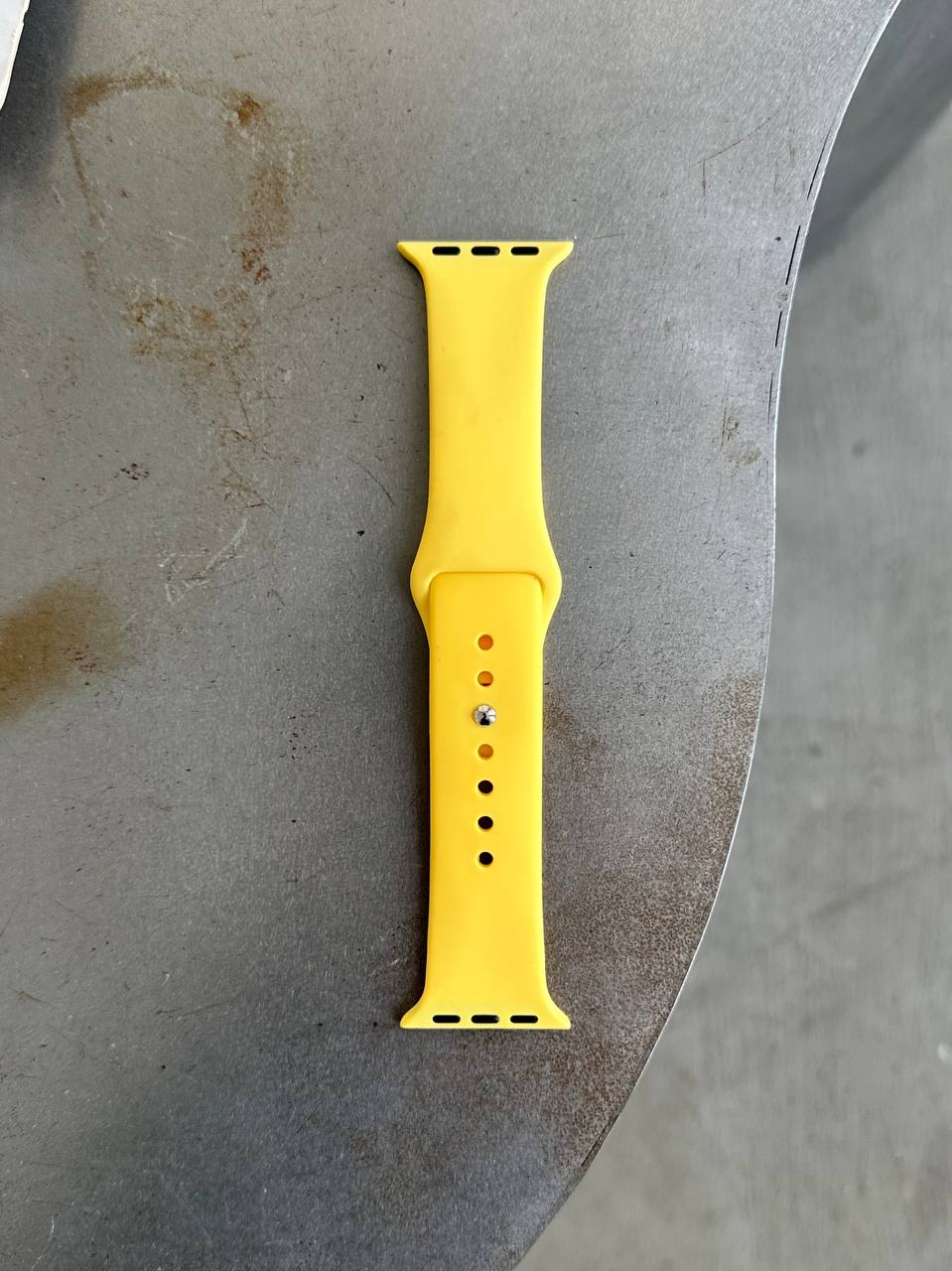 Ремешок Silicone Band 38mm/40mm/41mm/42mm(10,11 серия) M/L Yellow (38)