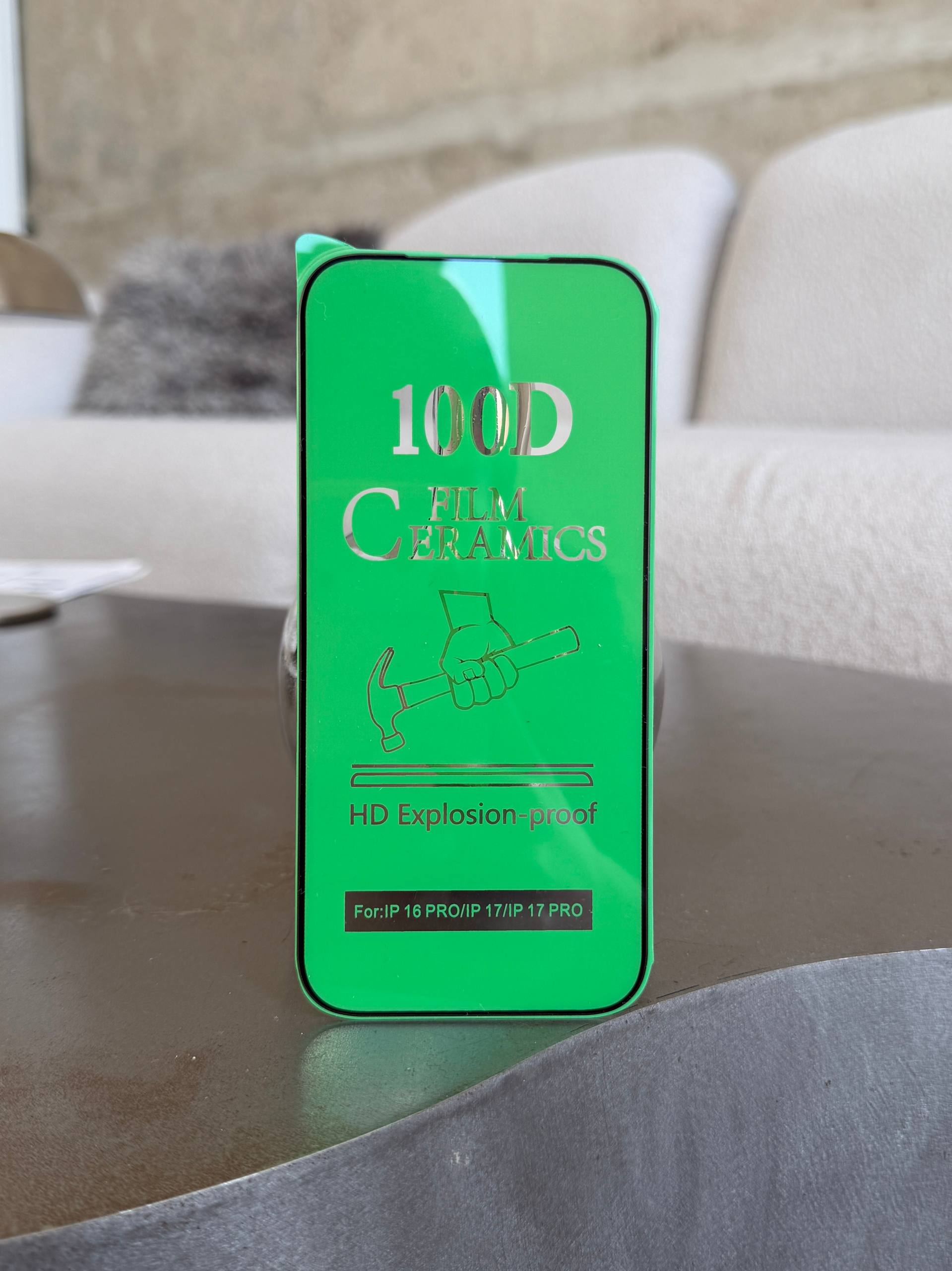Защитное стекло Ceramic гибкое глянцевое на iPhone 17 Pro
