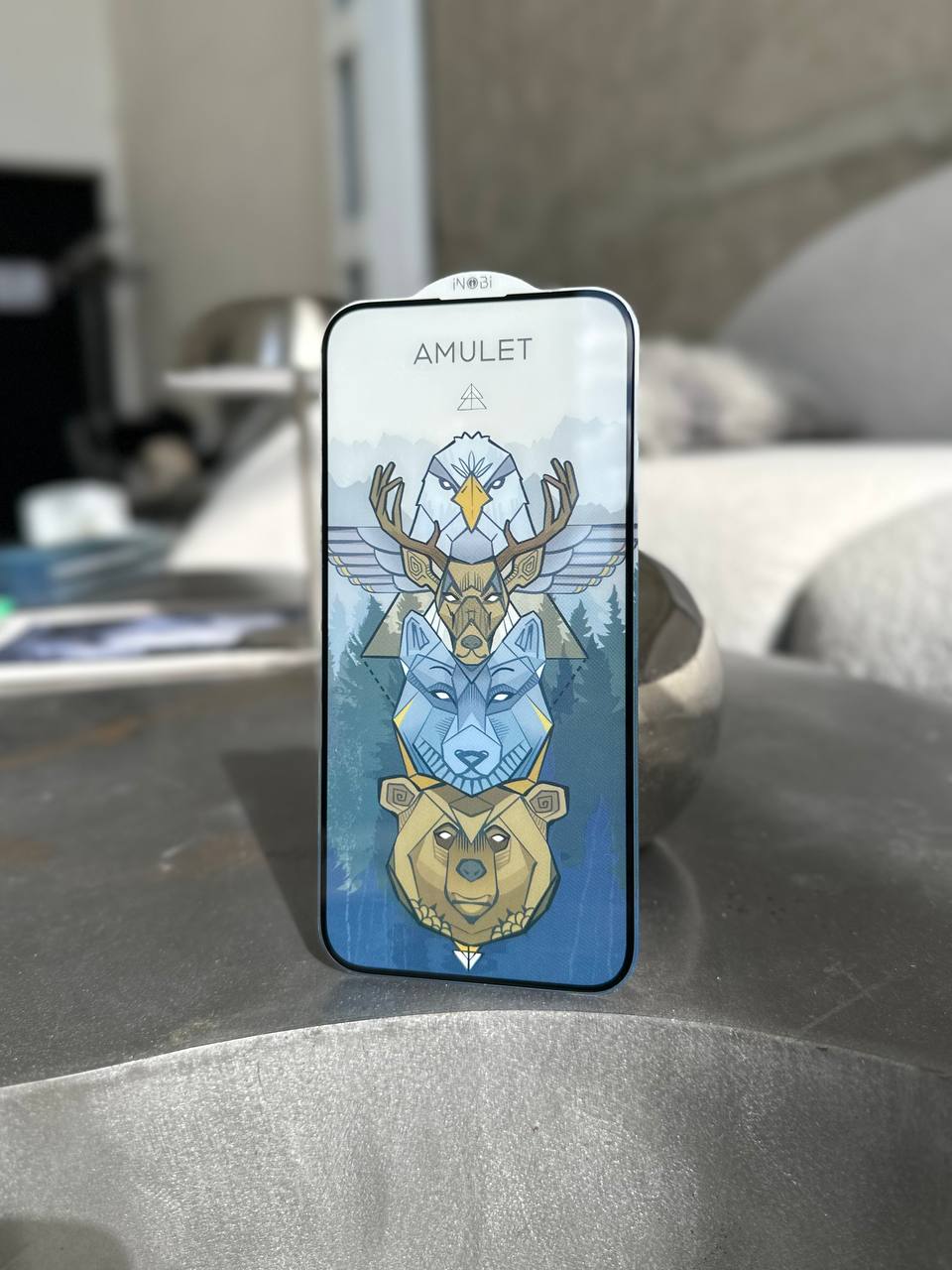 Захисне скло Amulet на iPhone 14 Pro