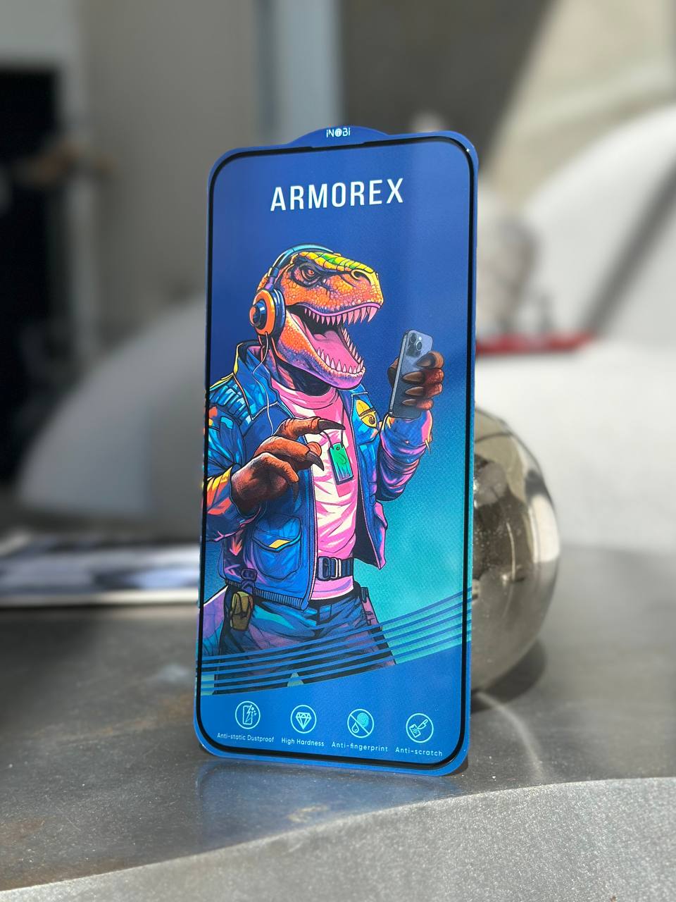 Защитное стекло Armorex на iPhone 17 Pro
