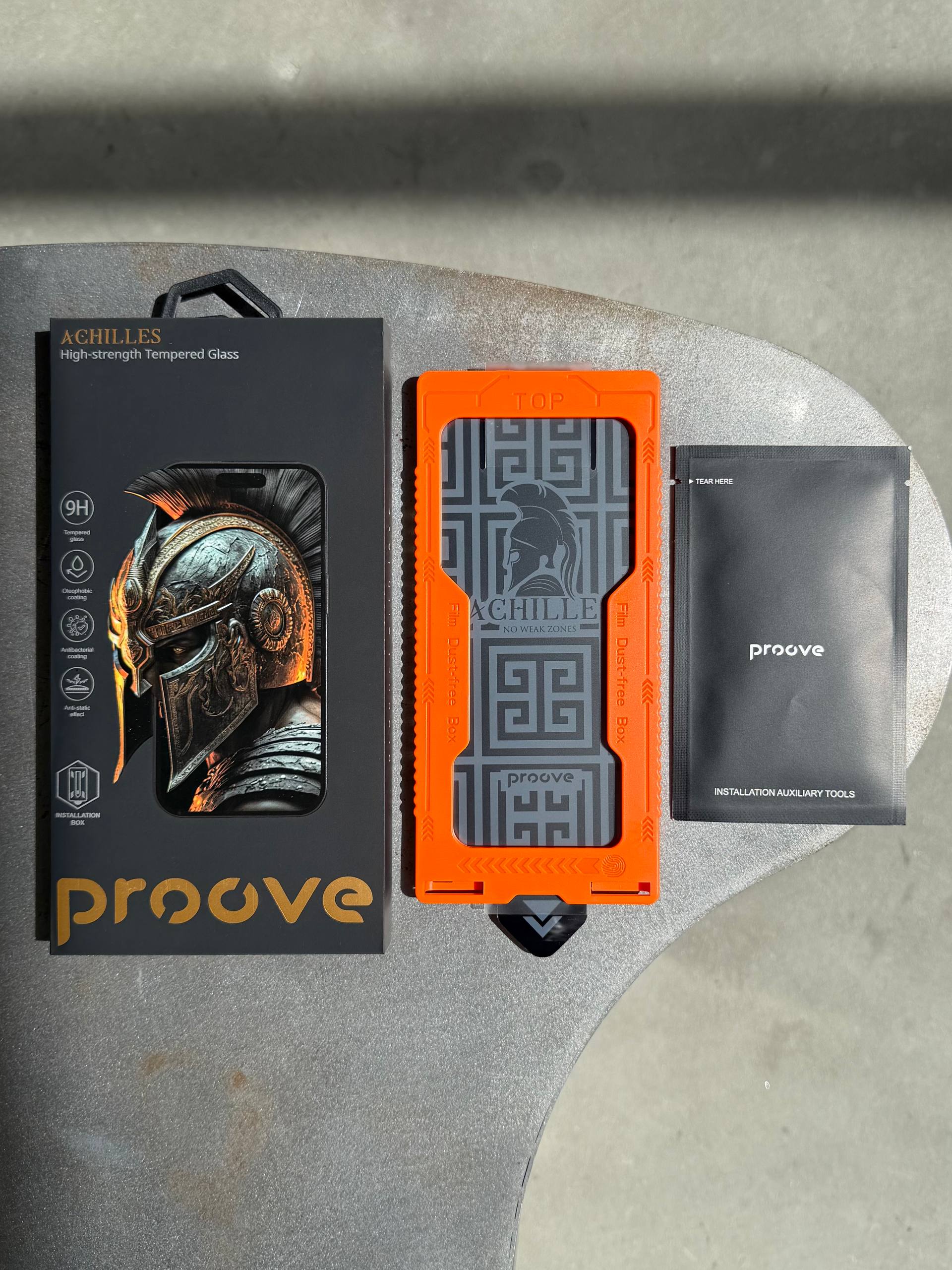 Преміальне захисне скло Proove Achilles Installation Box на iPhone 15 Pro
