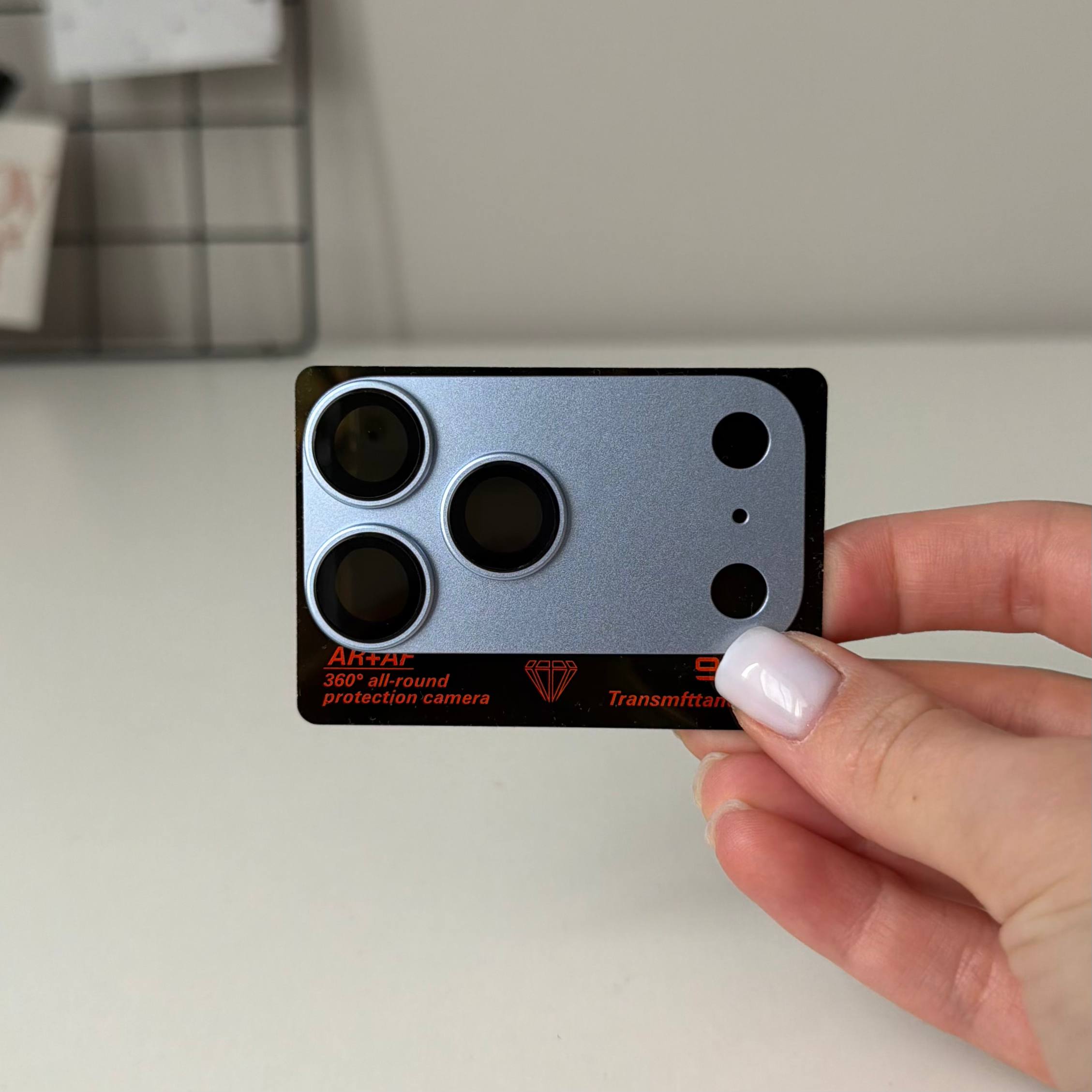 Защитная накладка на iPhone 18 Pro Light Blue