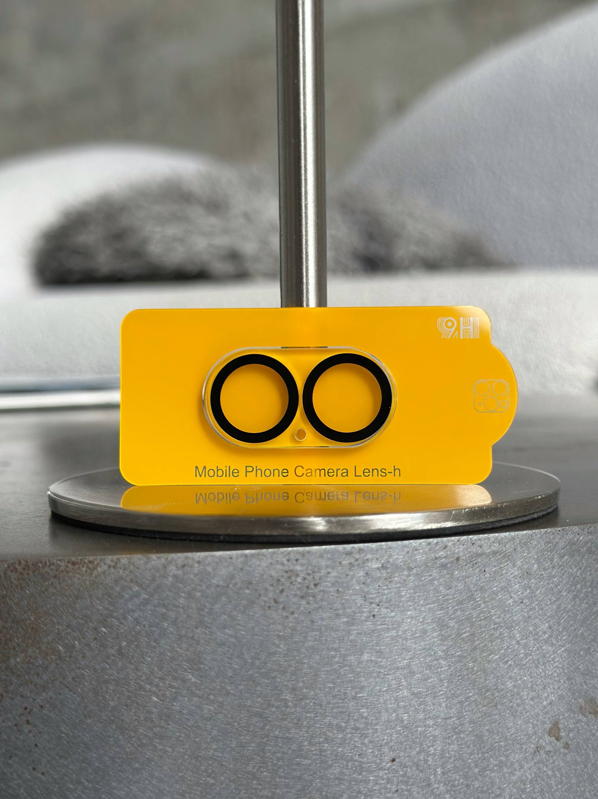 Защитное стекло для камеры на iPhone 16