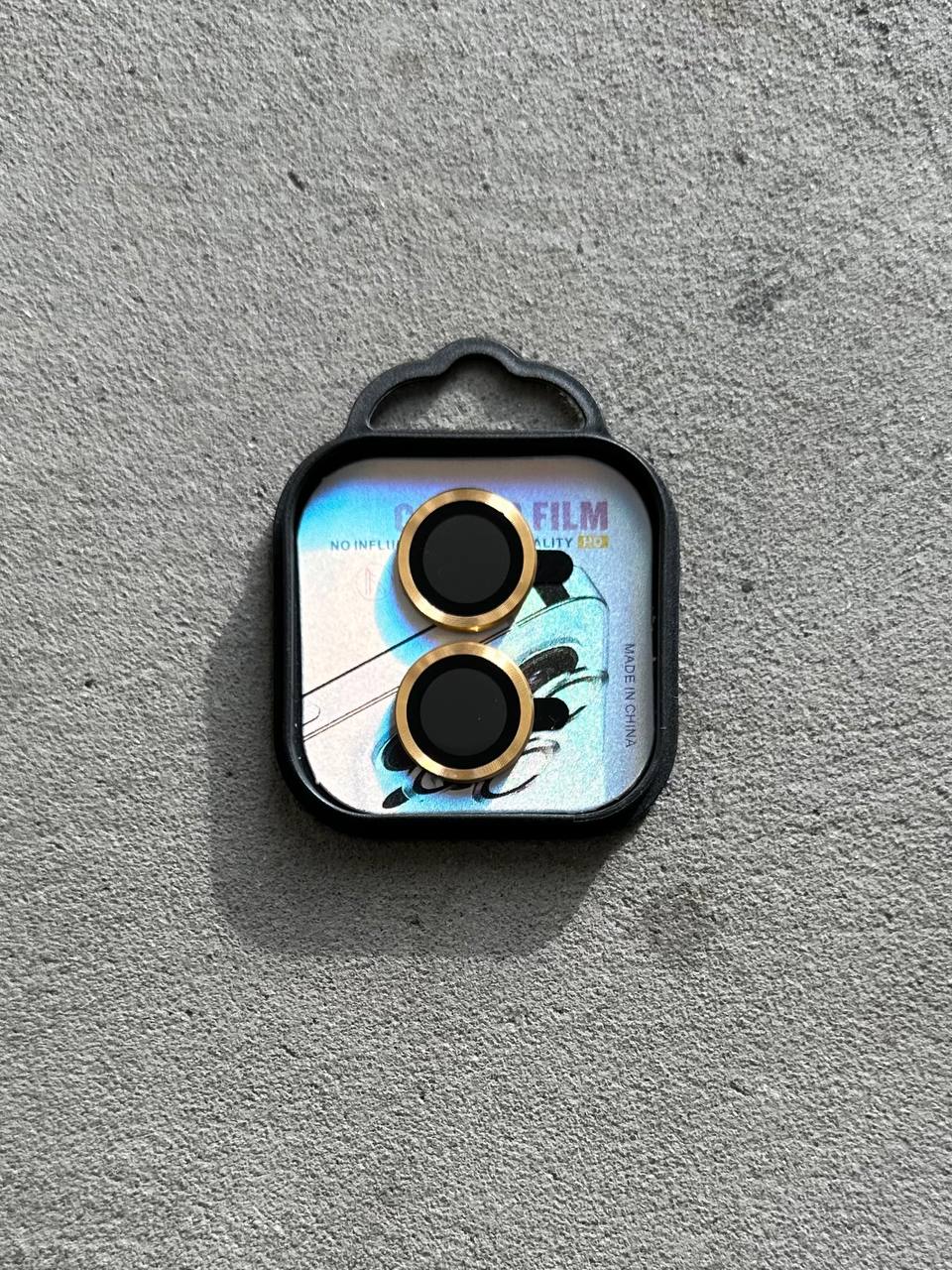 Захисні лінзи на камеру на iPhone 16/16+ Gold