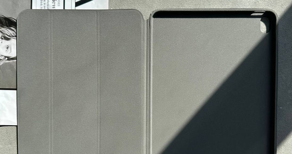 Чехлы для iPad