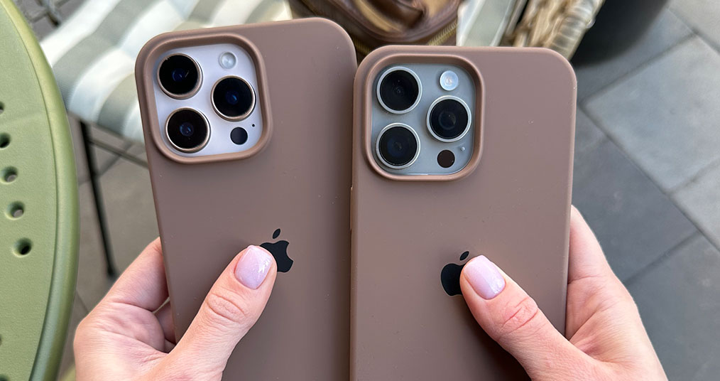 Чохли для iPhone 12