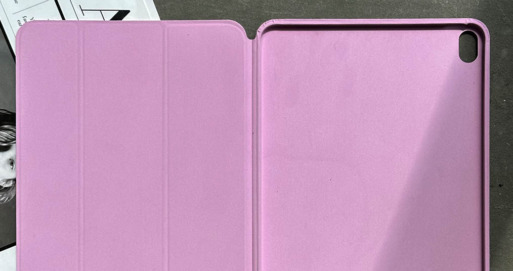 Чехлы для iPad Air
