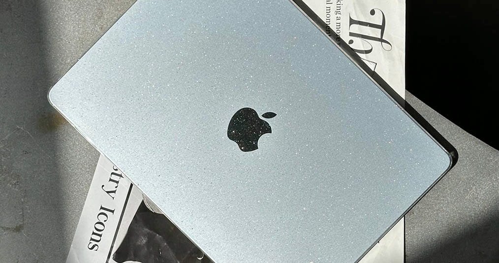 Чехлы для MacBook Pro 14
