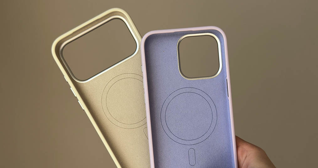 Чохли на iPhone з мікрофіброю
