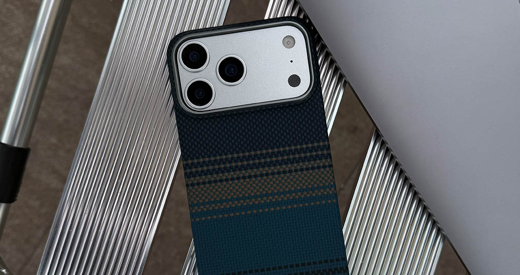 Карбоновые чехлы на iPhone