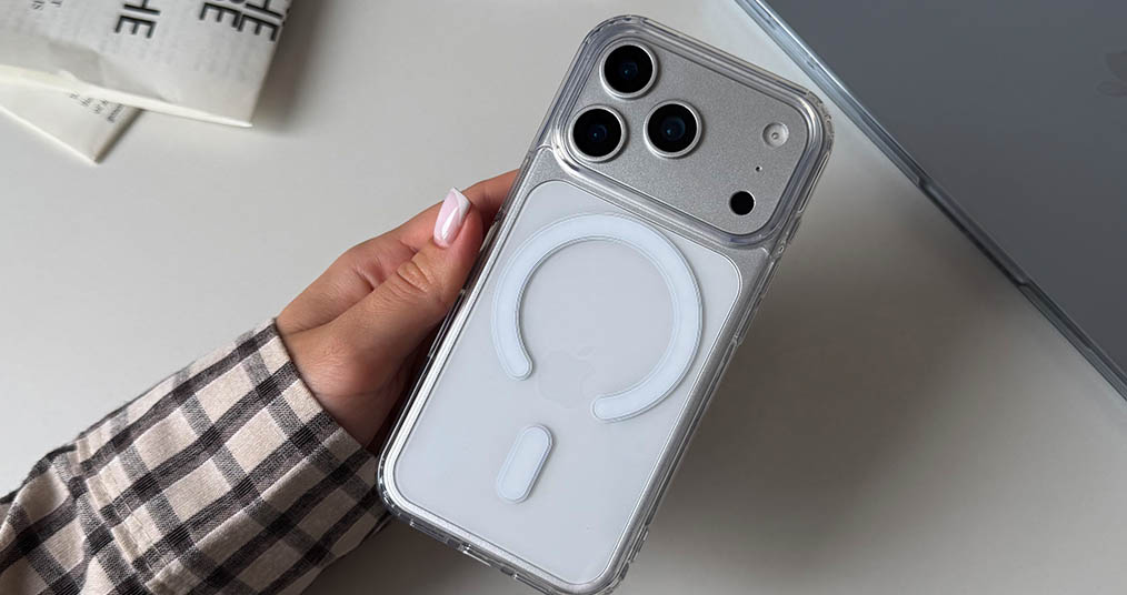Чехлы на iPhone прозрачные