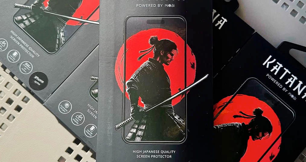 Защитное стекло для iPhone 14