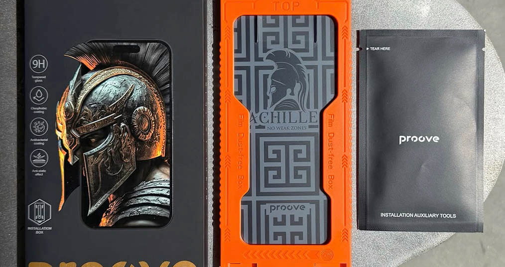 Защитное стекло для iPhone 14